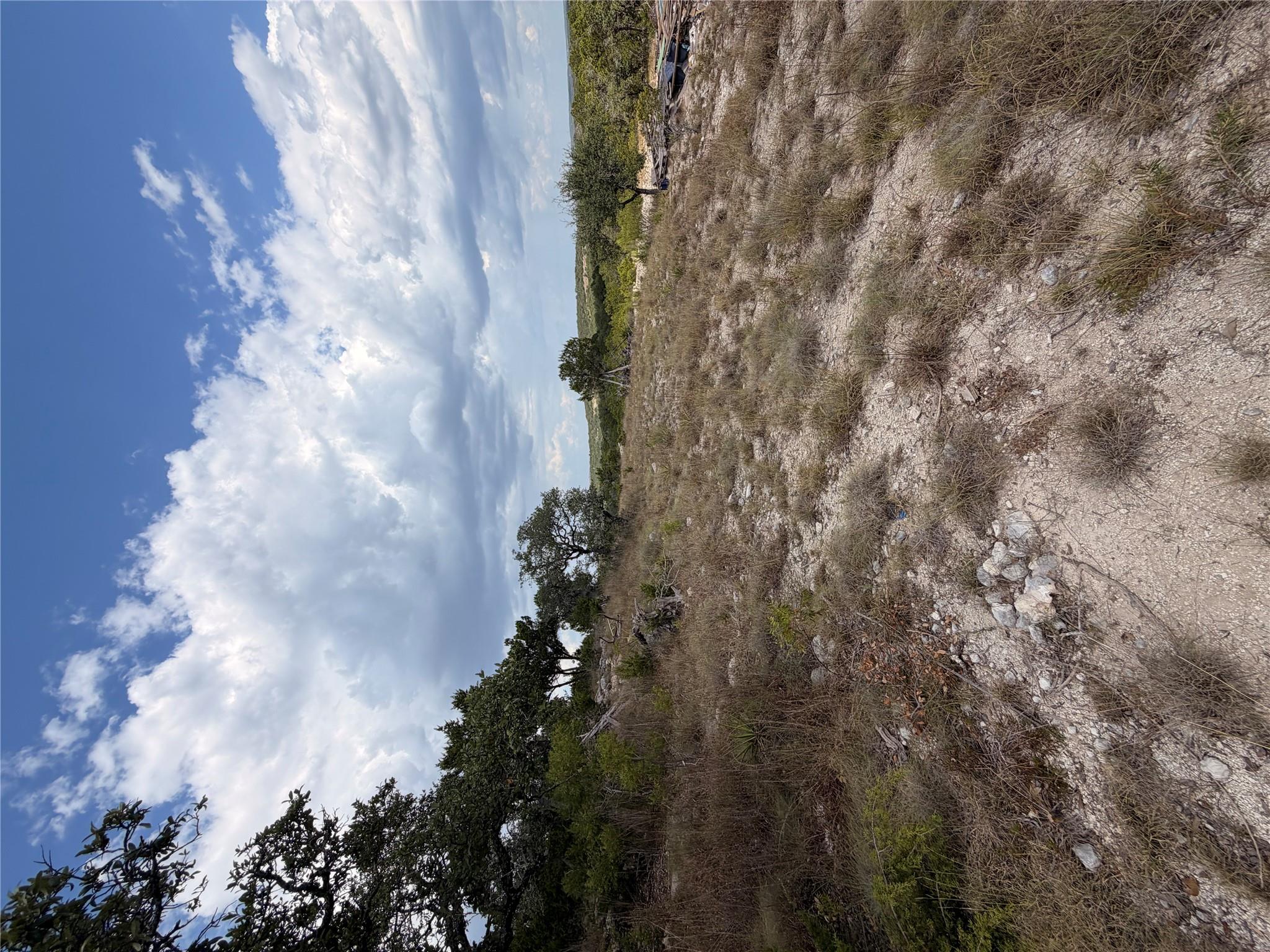 800 Rolling Hills DR