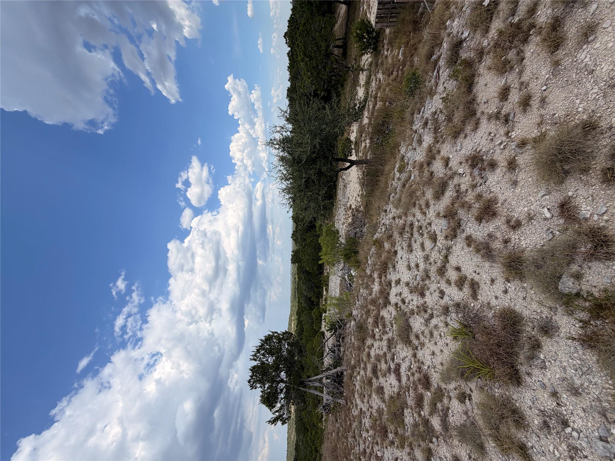 800 Rolling Hills DR