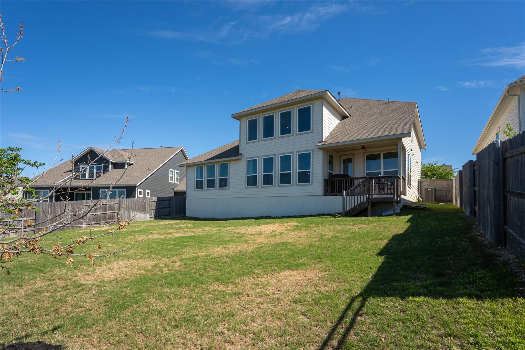 1825 Hazy Hills LOOP