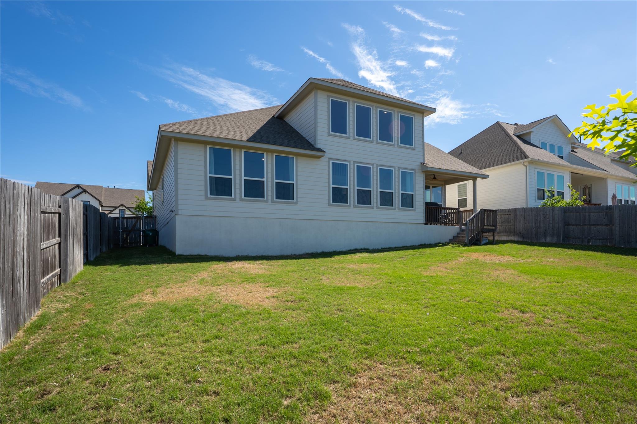 1825 Hazy Hills LOOP