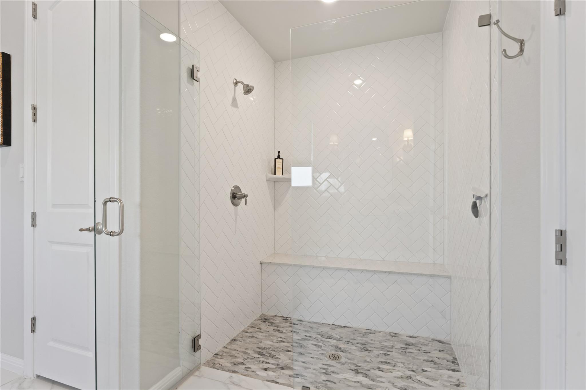 1825 Hazy Hills LOOP