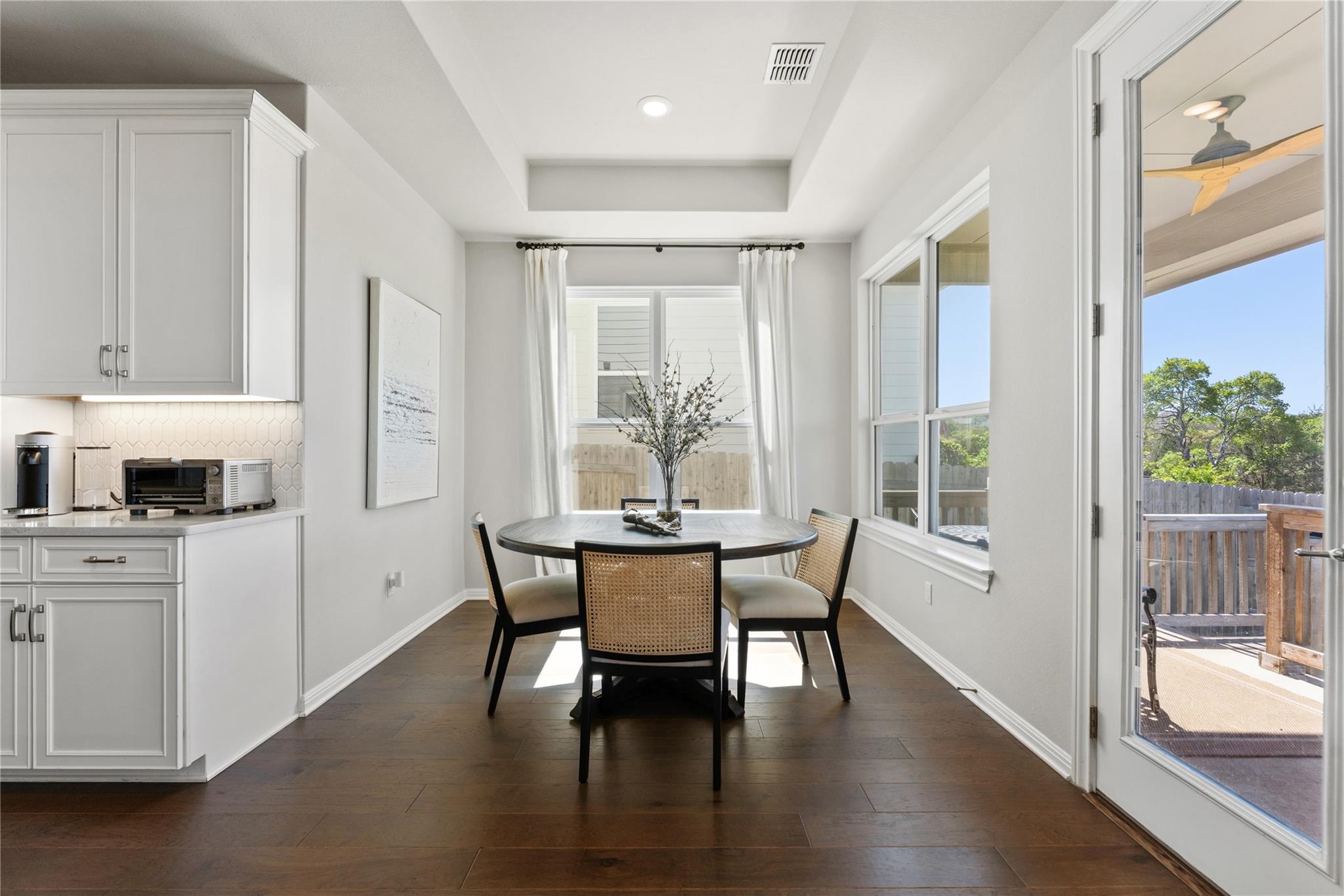 1825 Hazy Hills LOOP