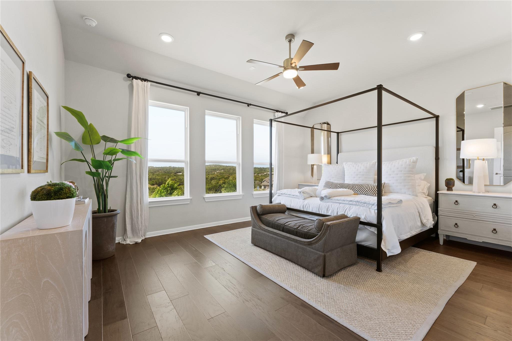 1825 Hazy Hills LOOP