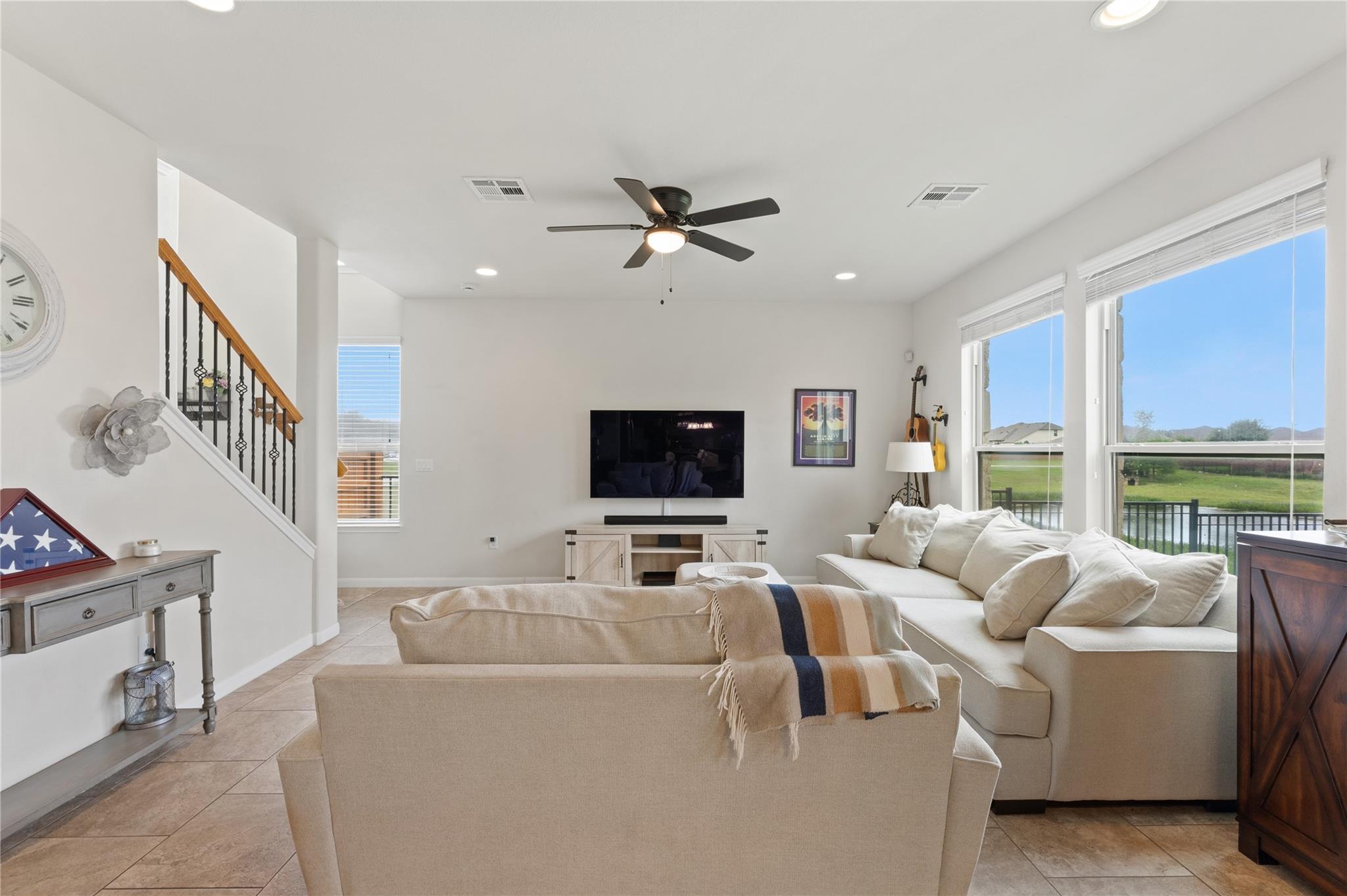 5309 Scenic Lake DR