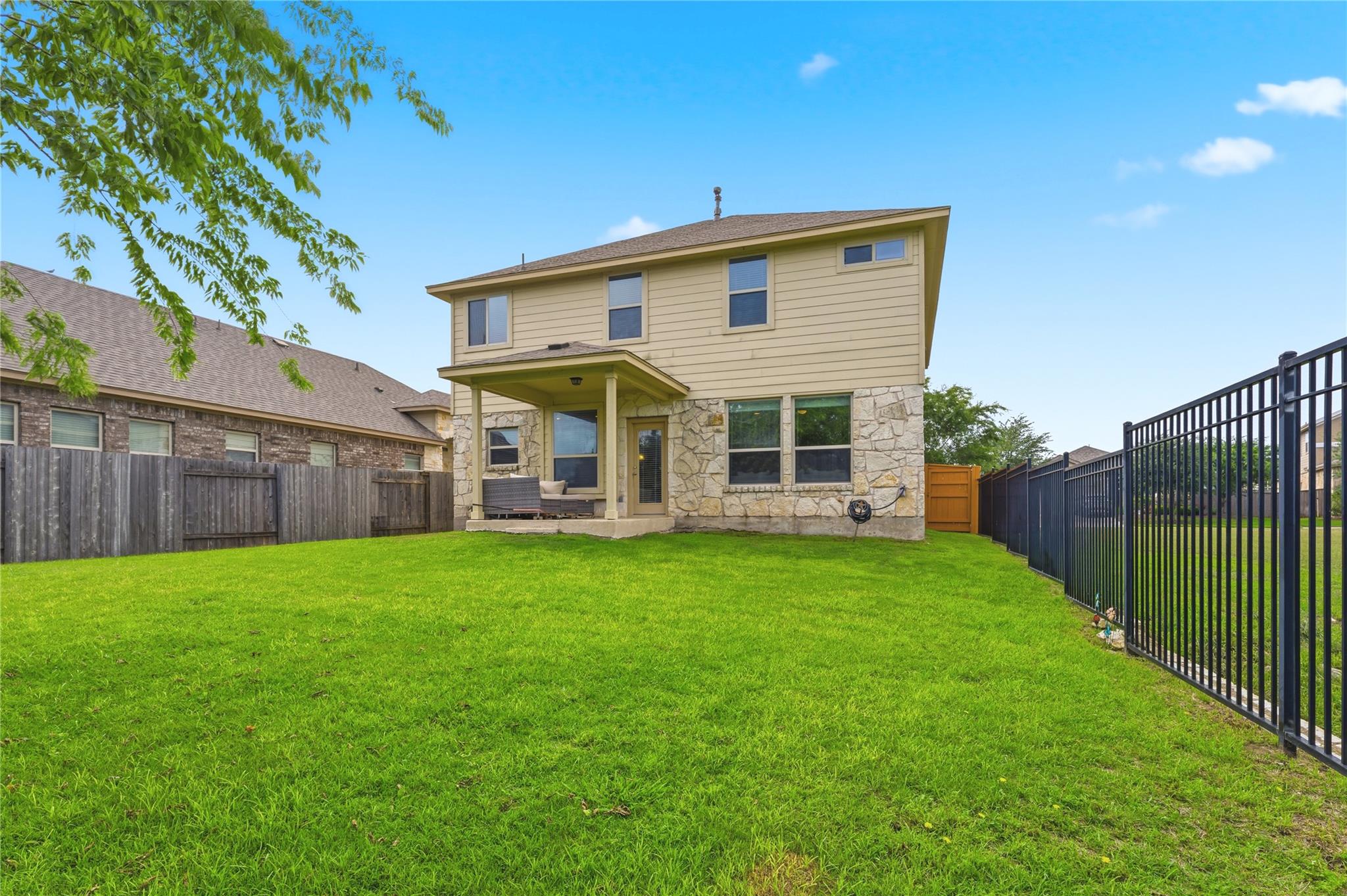 5309 Scenic Lake DR