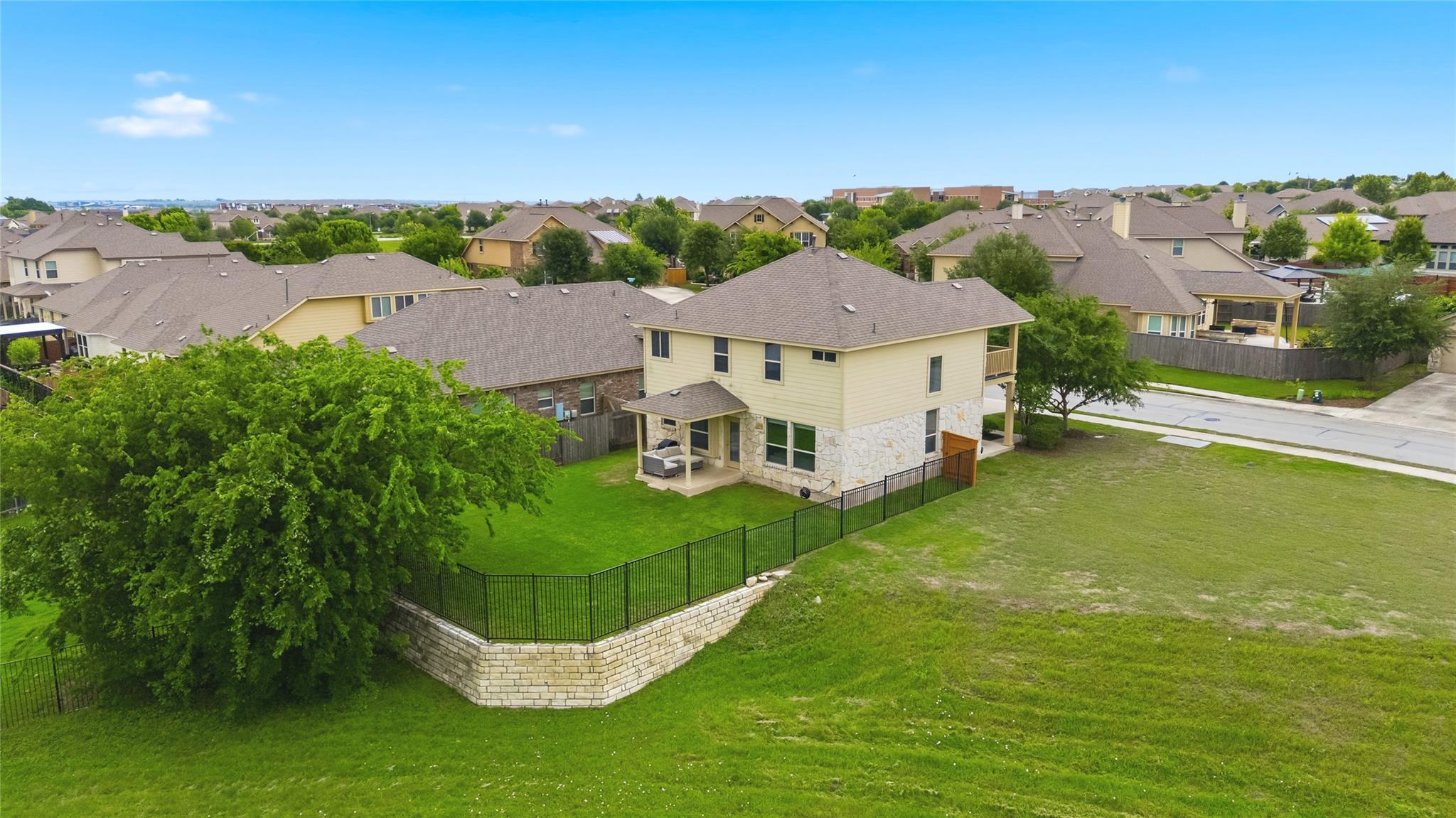 5309 Scenic Lake DR
