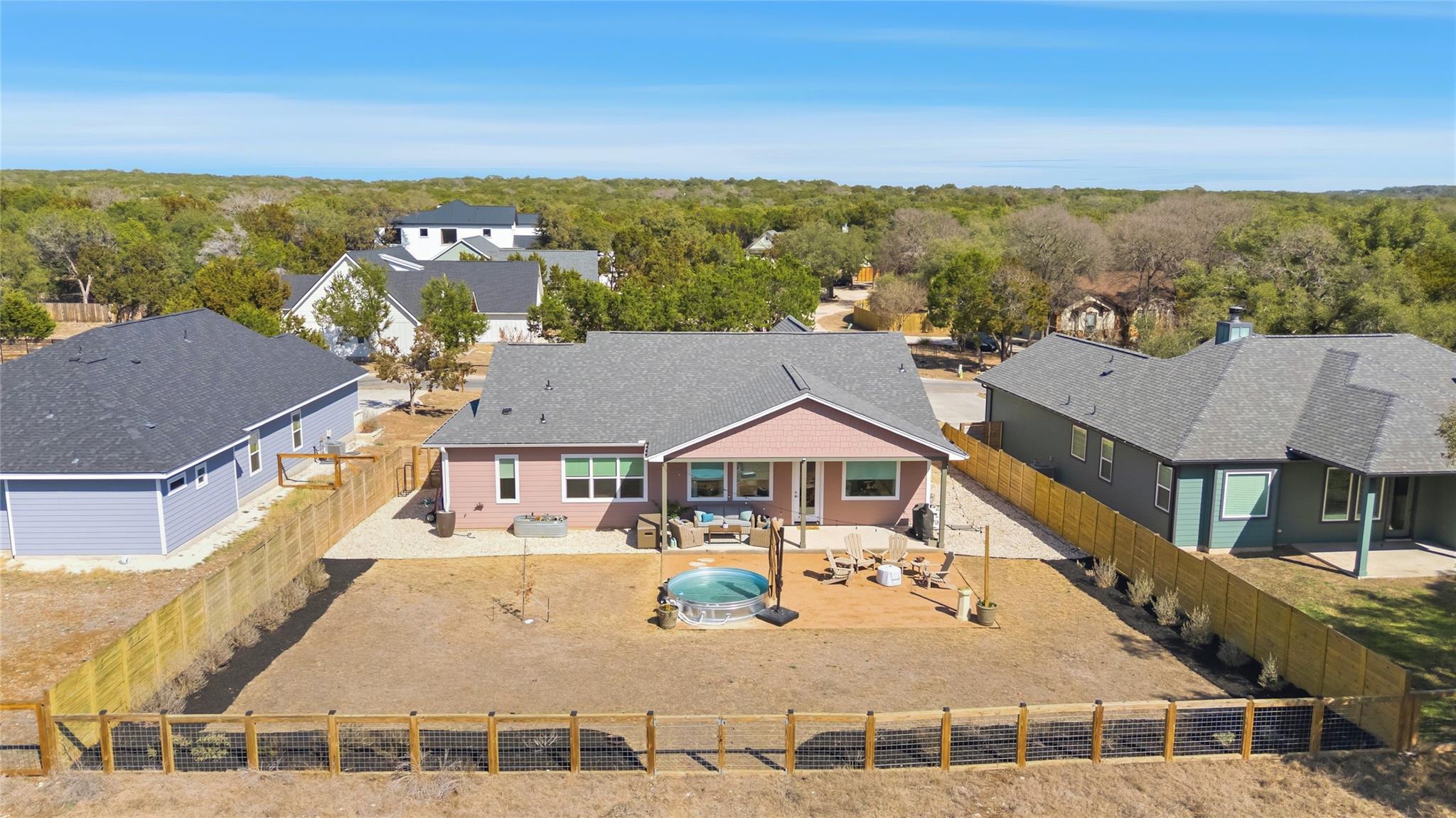 32 Acacia DR
