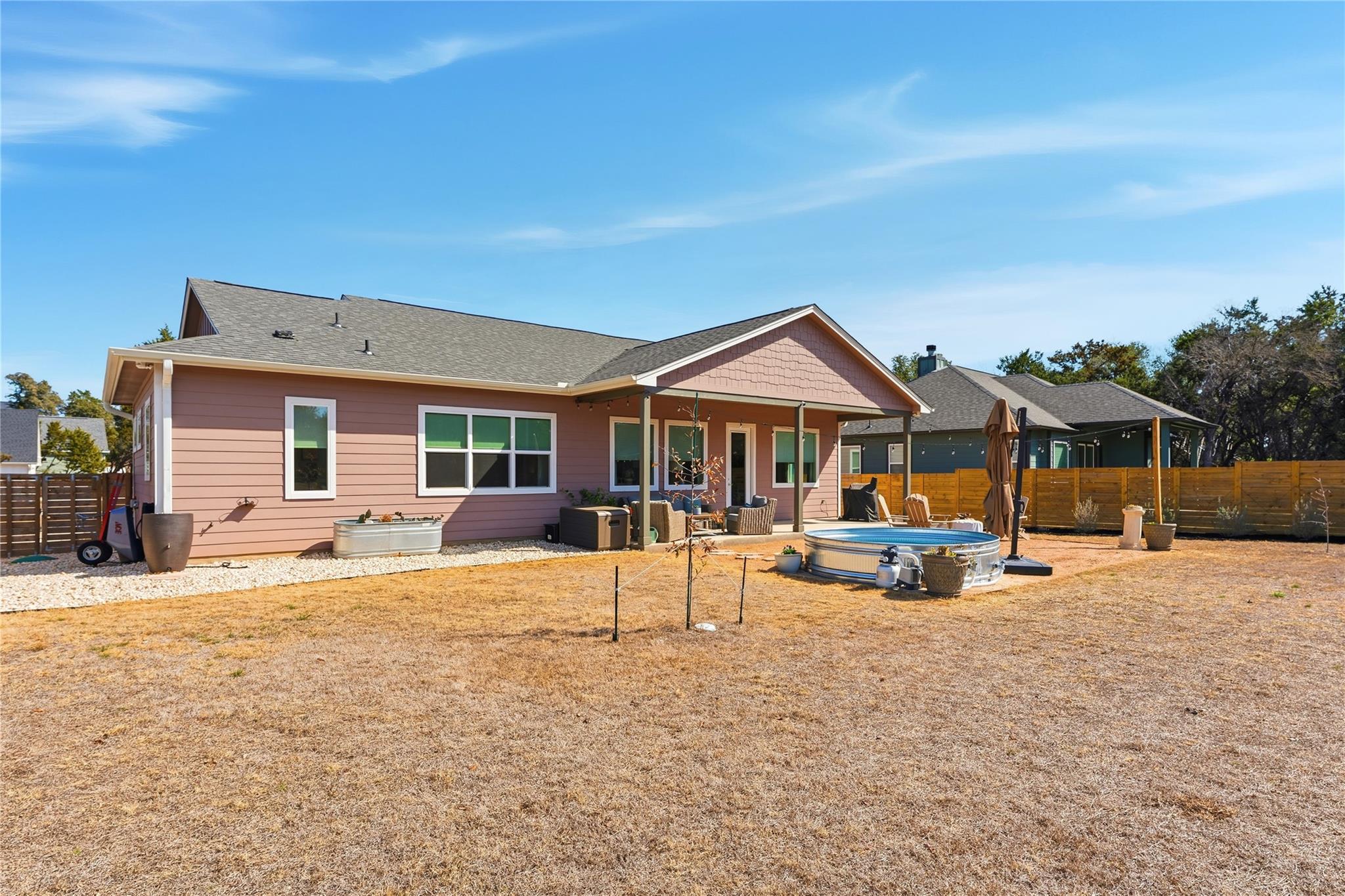 32 Acacia DR