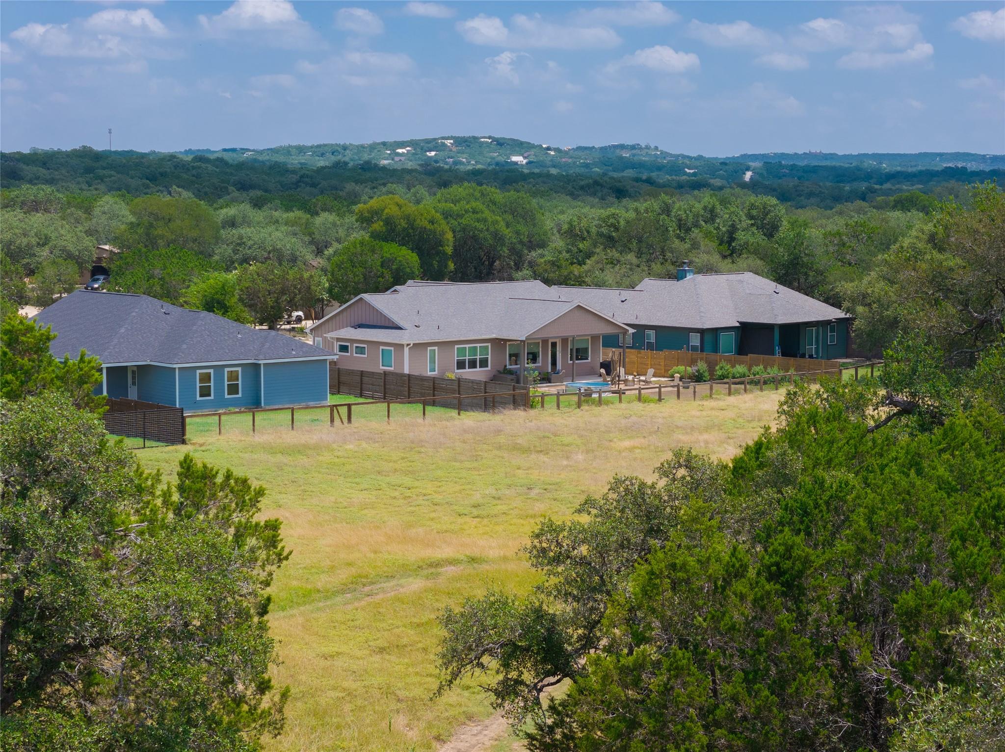 32 Acacia DR