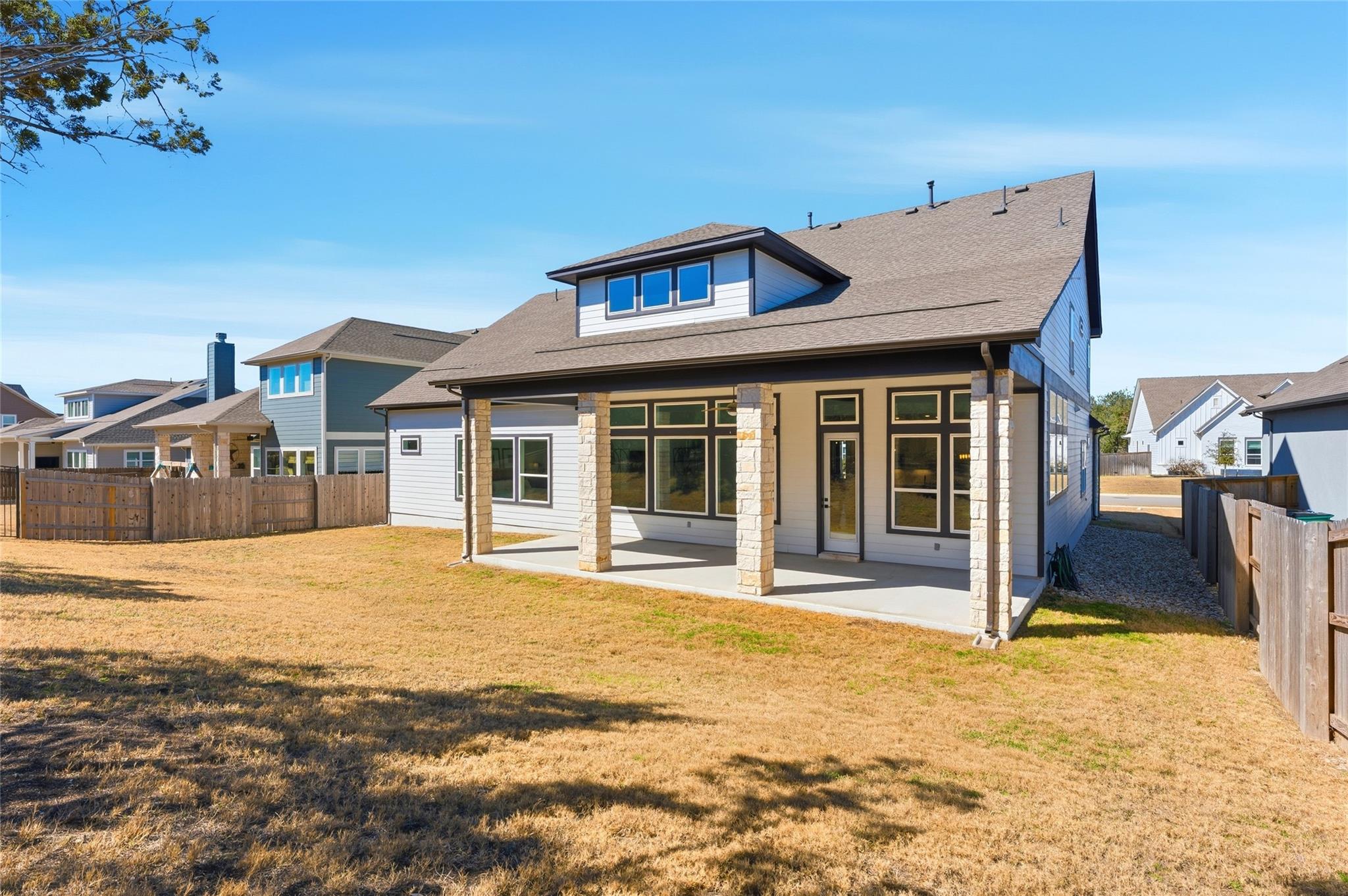 1890 Headwaters BLVD