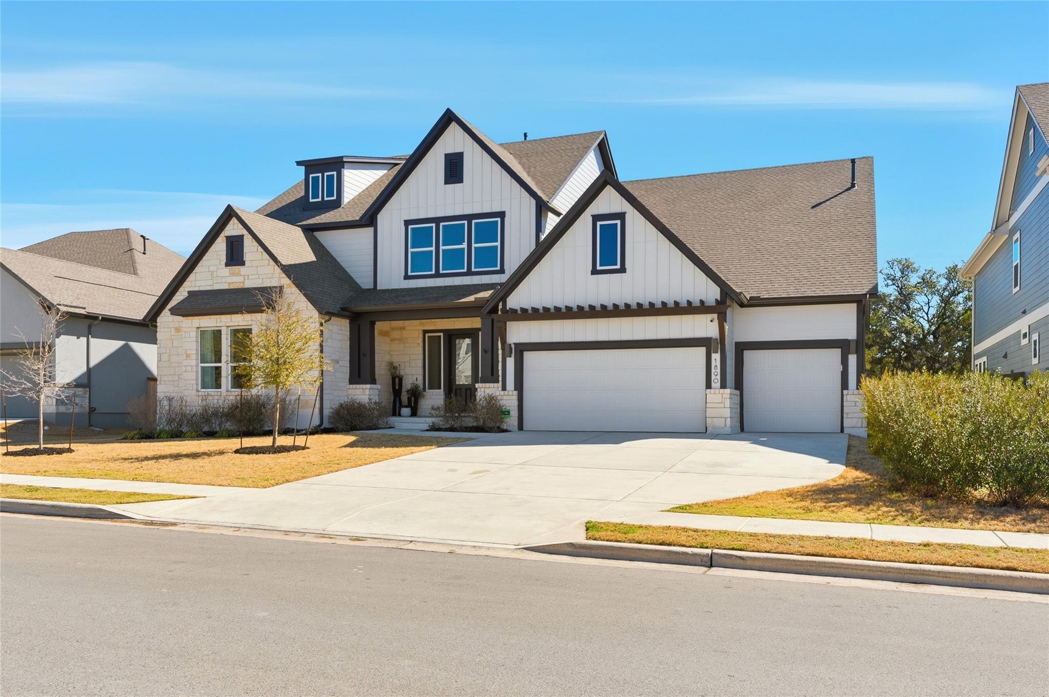 1890 Headwaters BLVD