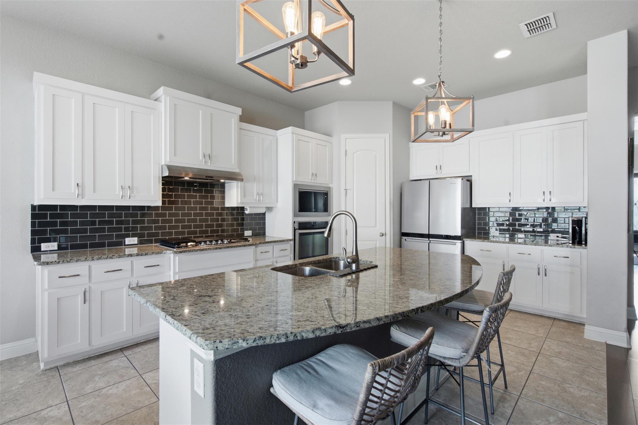 324 Stoney Point RD