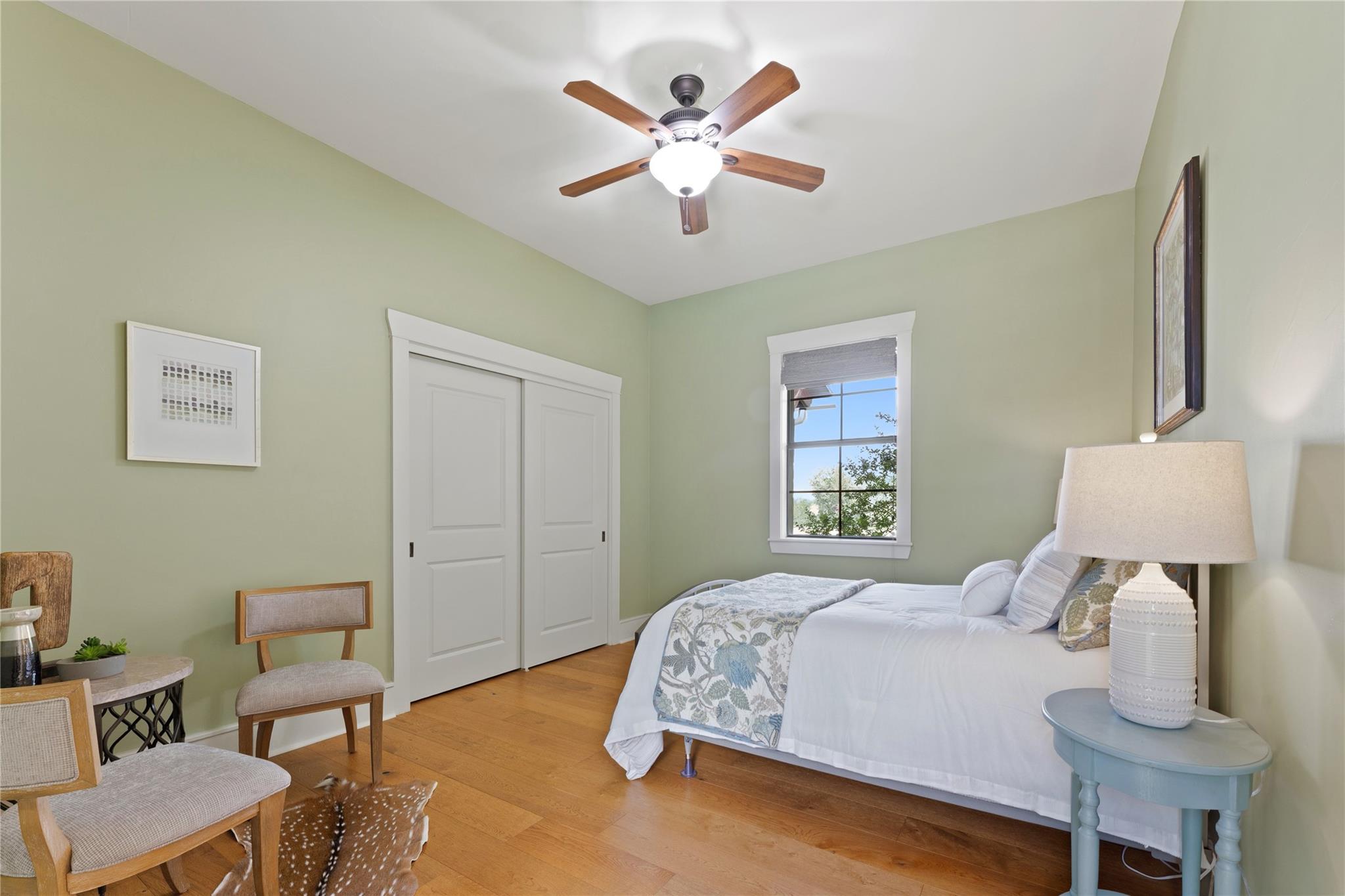 424 Hidden Creek DR
