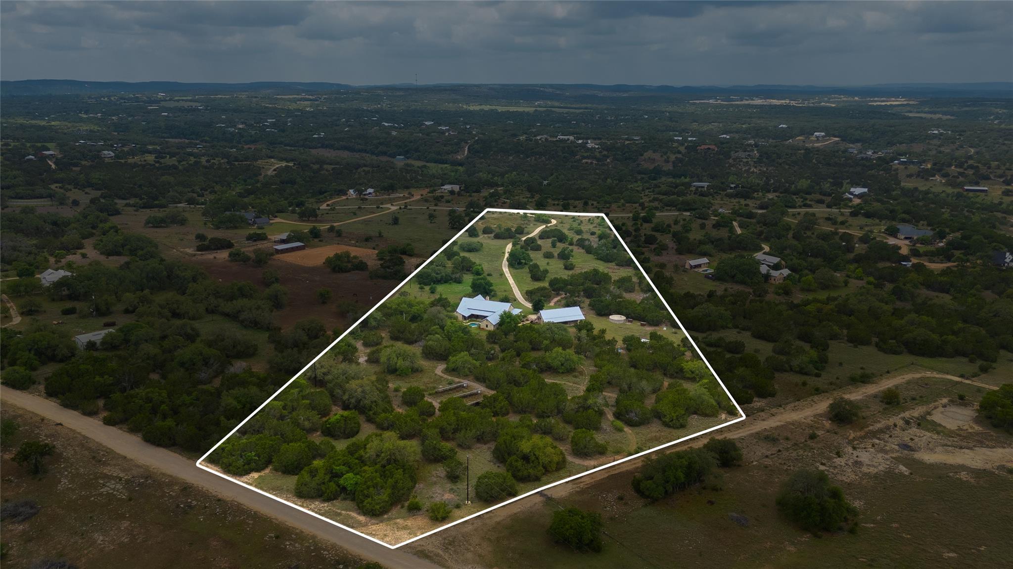 424 Hidden Creek DR