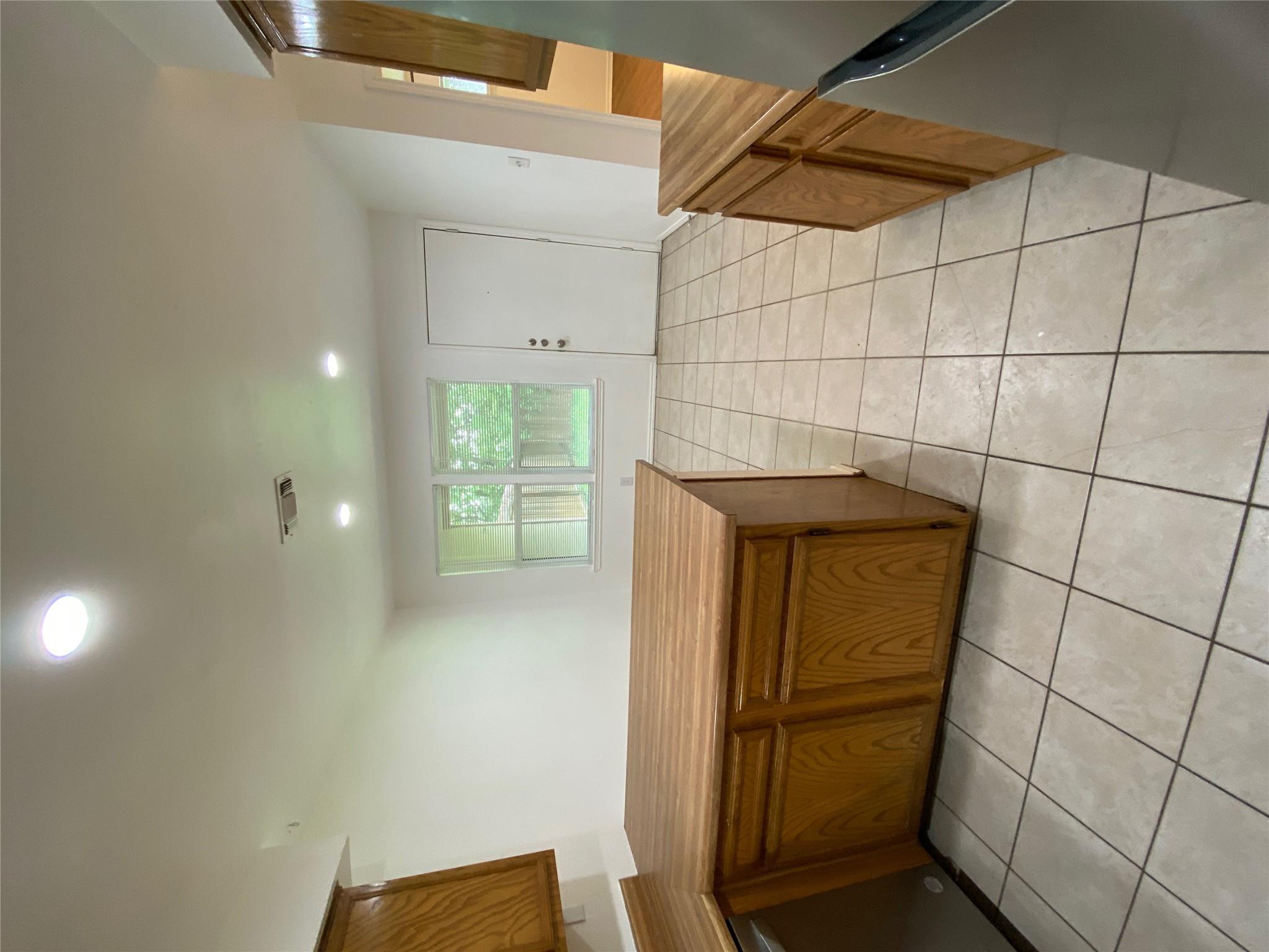 1304 B Conway DR