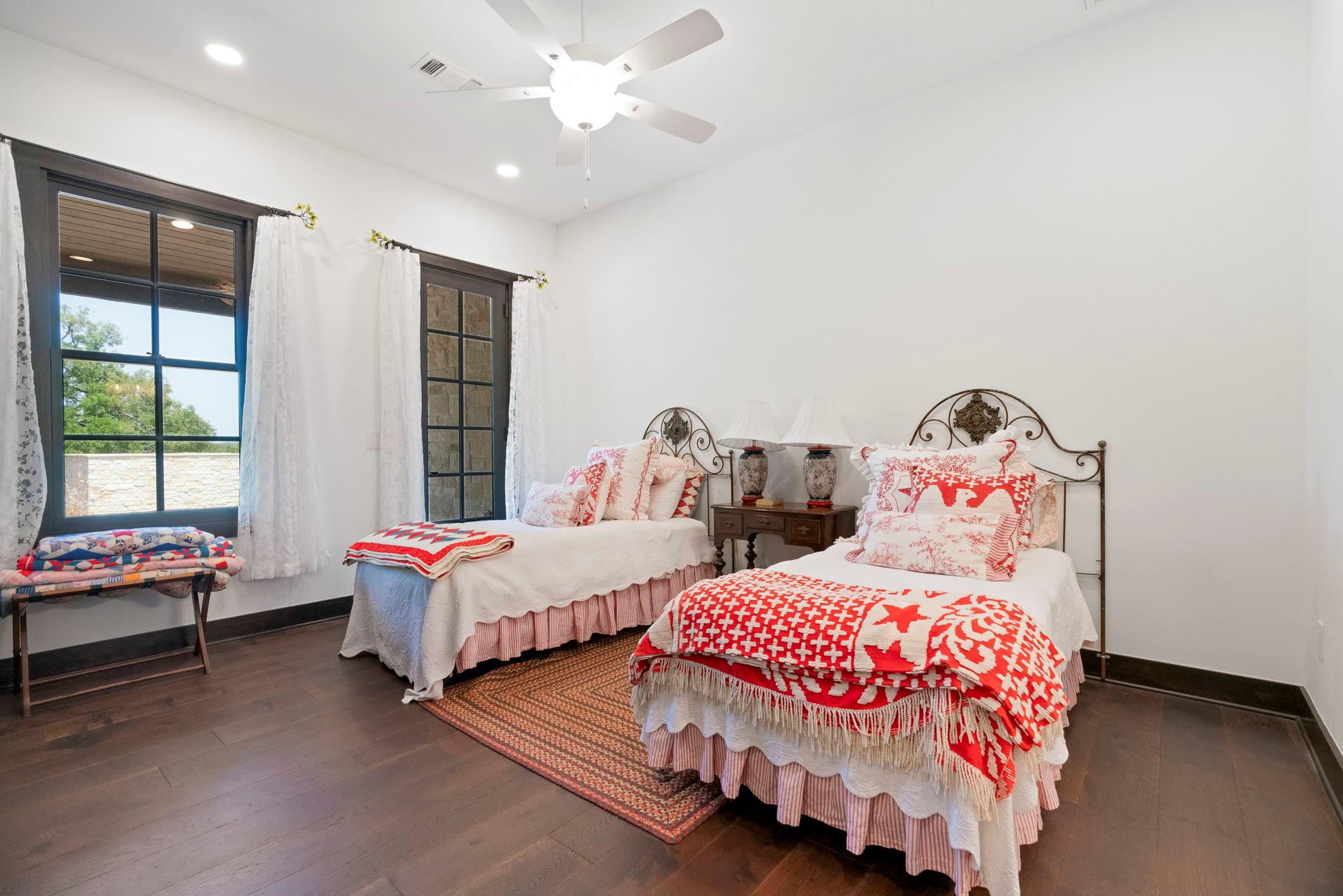 4073 Bell Springs RD