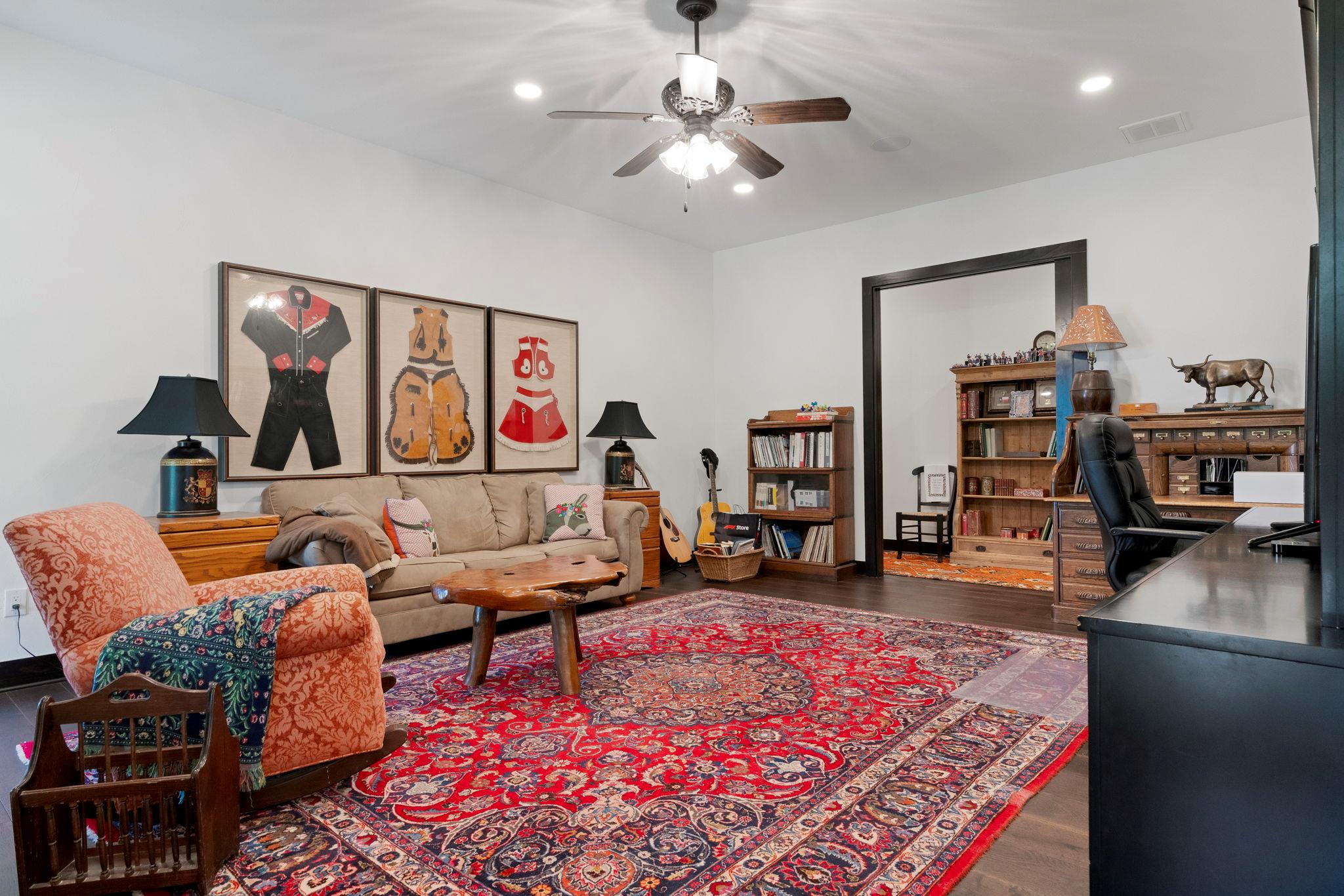 4073 Bell Springs RD