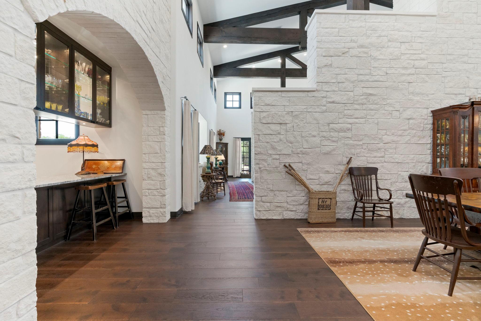 4073 Bell Springs RD