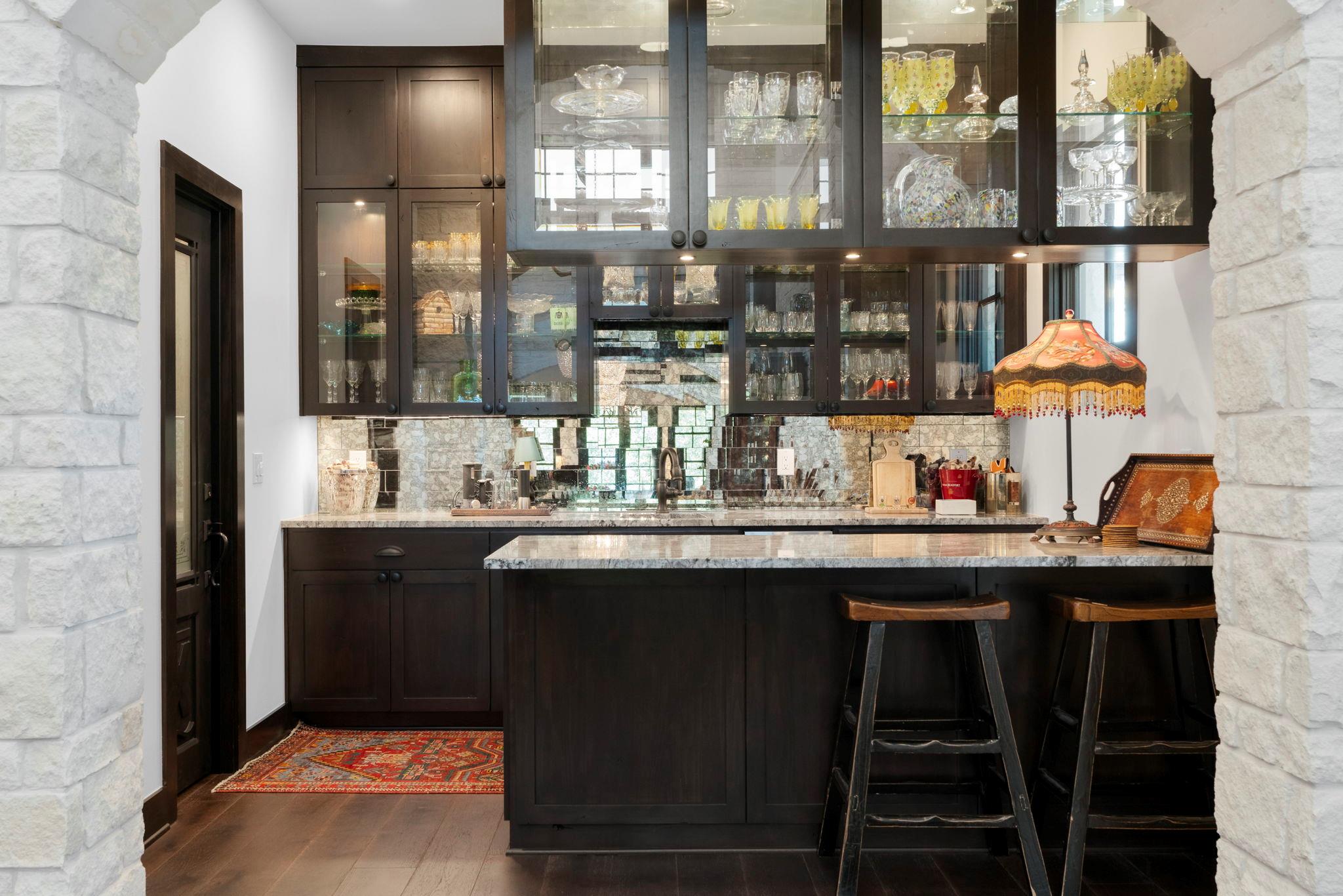 4073 Bell Springs RD