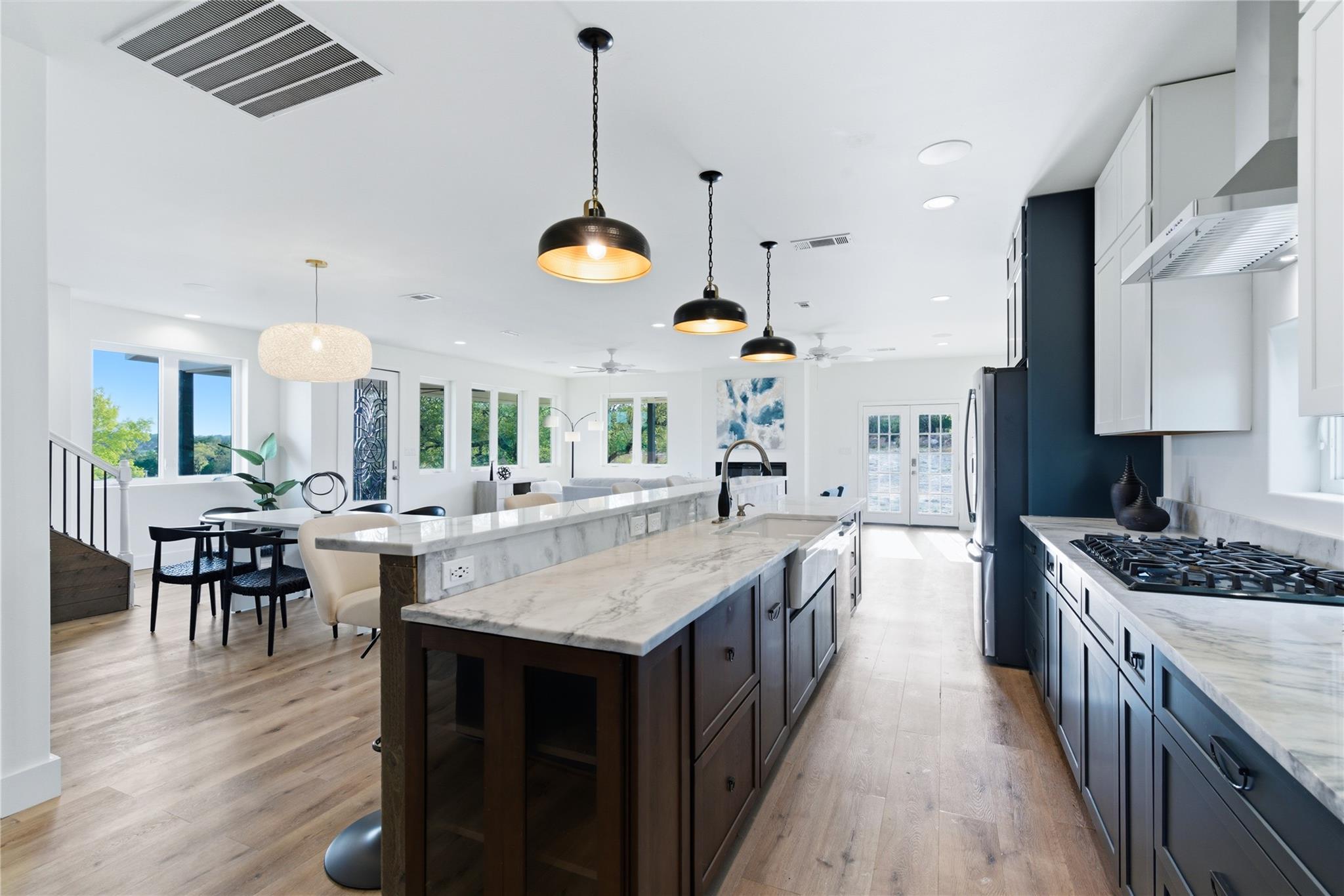 980 Sycamore Creek DR