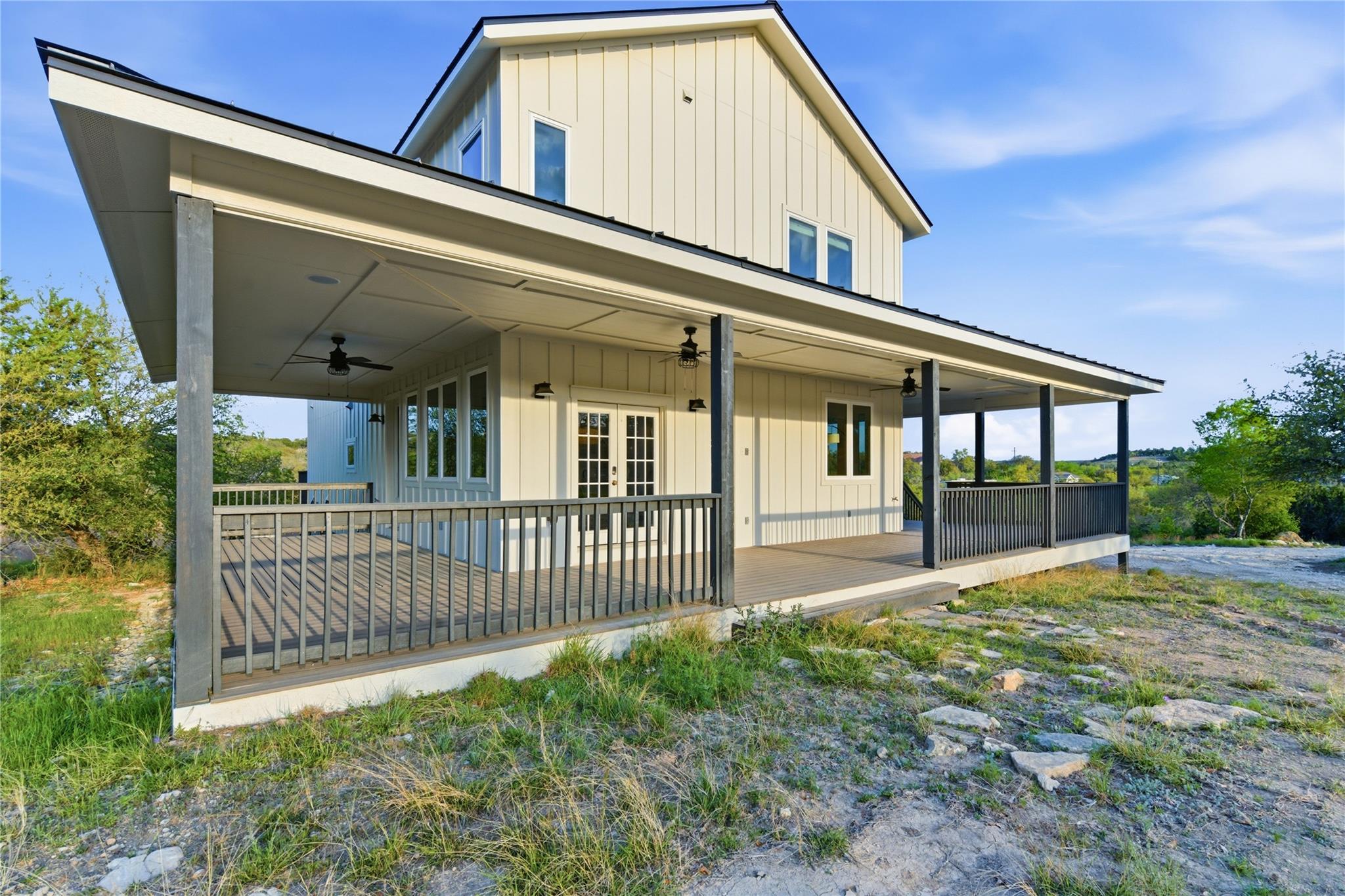 980 Sycamore Creek DR