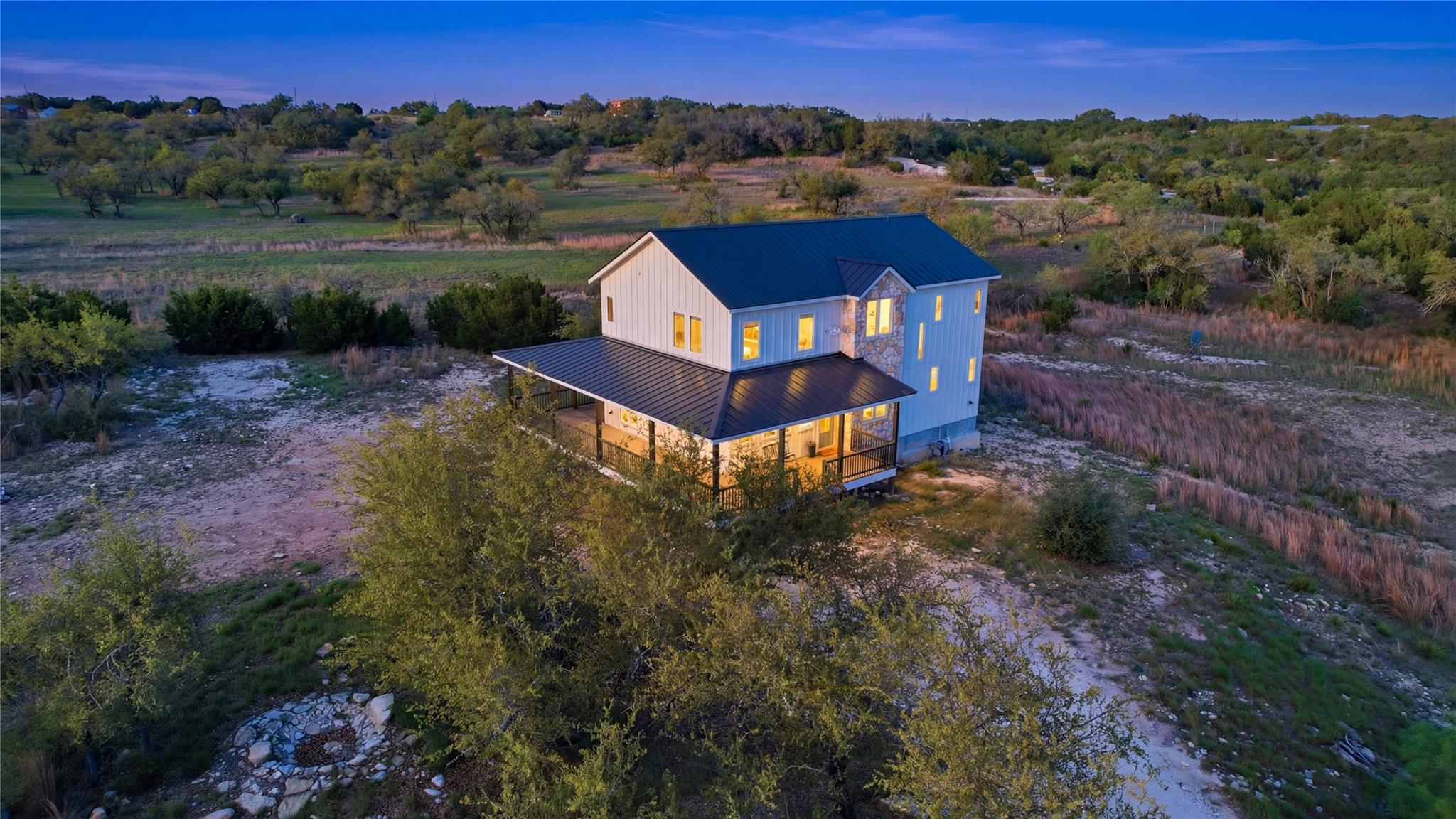 980 Sycamore Creek DR