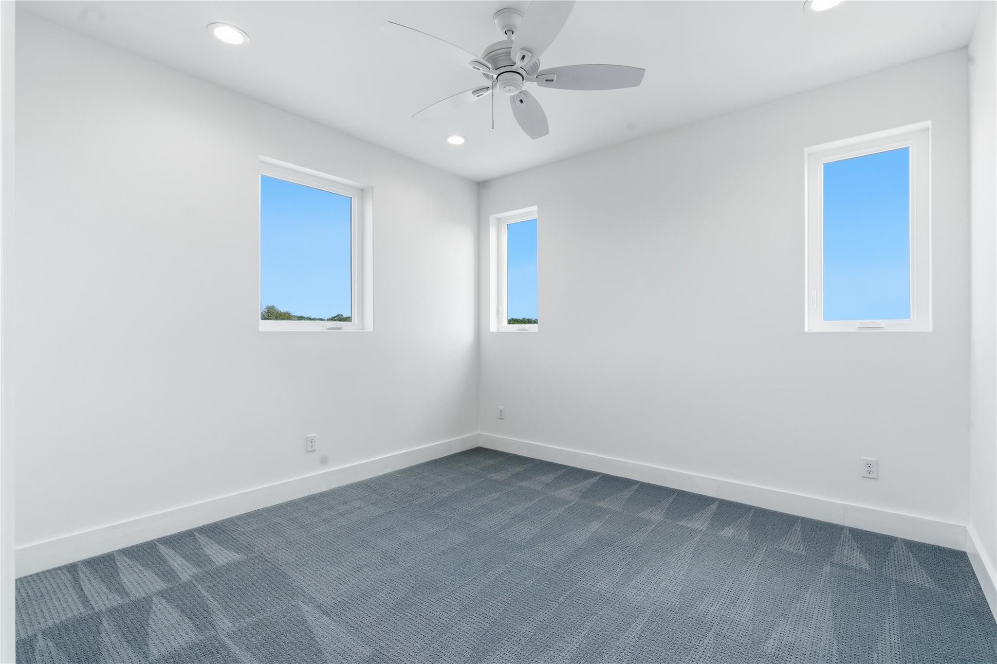 980 Sycamore Creek DR