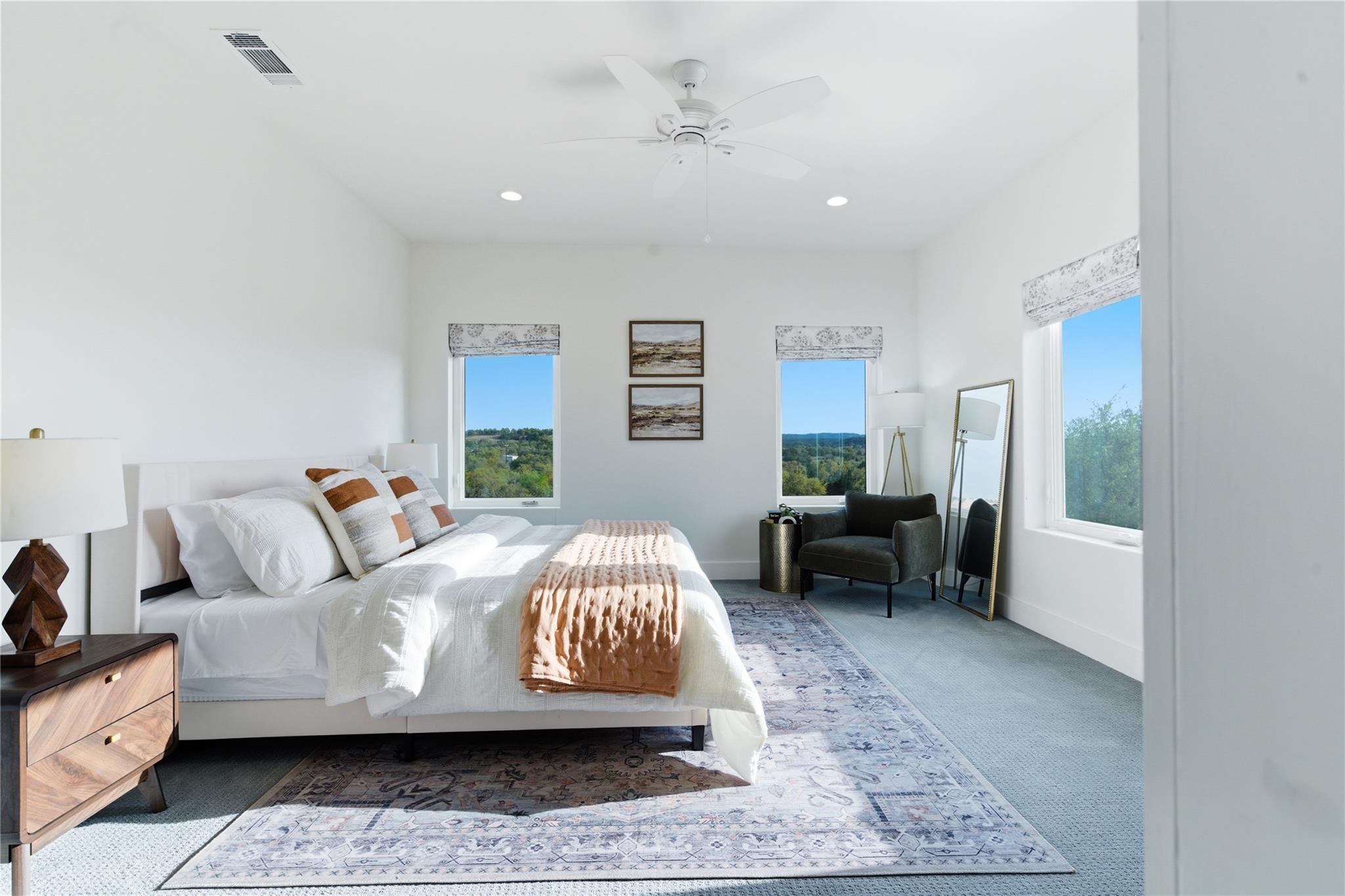 980 Sycamore Creek DR