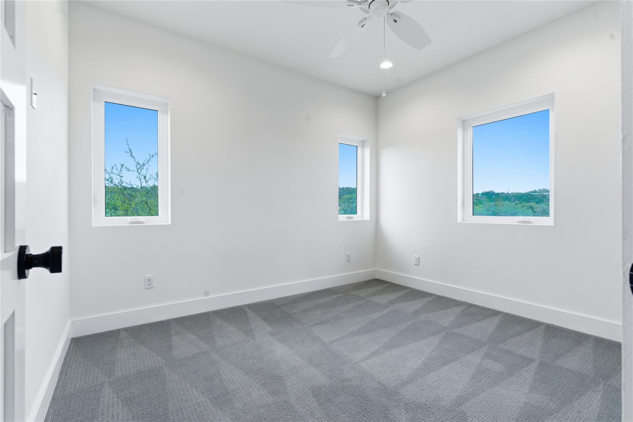 980 Sycamore Creek DR