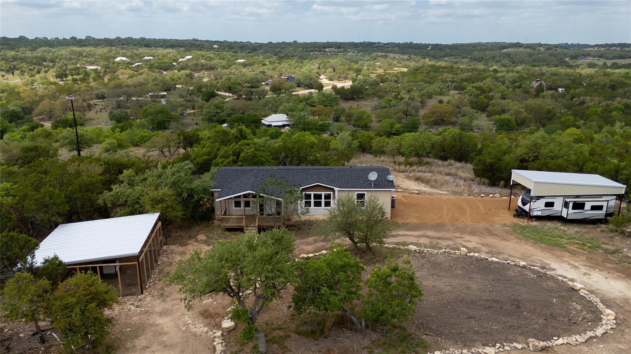 722 Wildwood LN