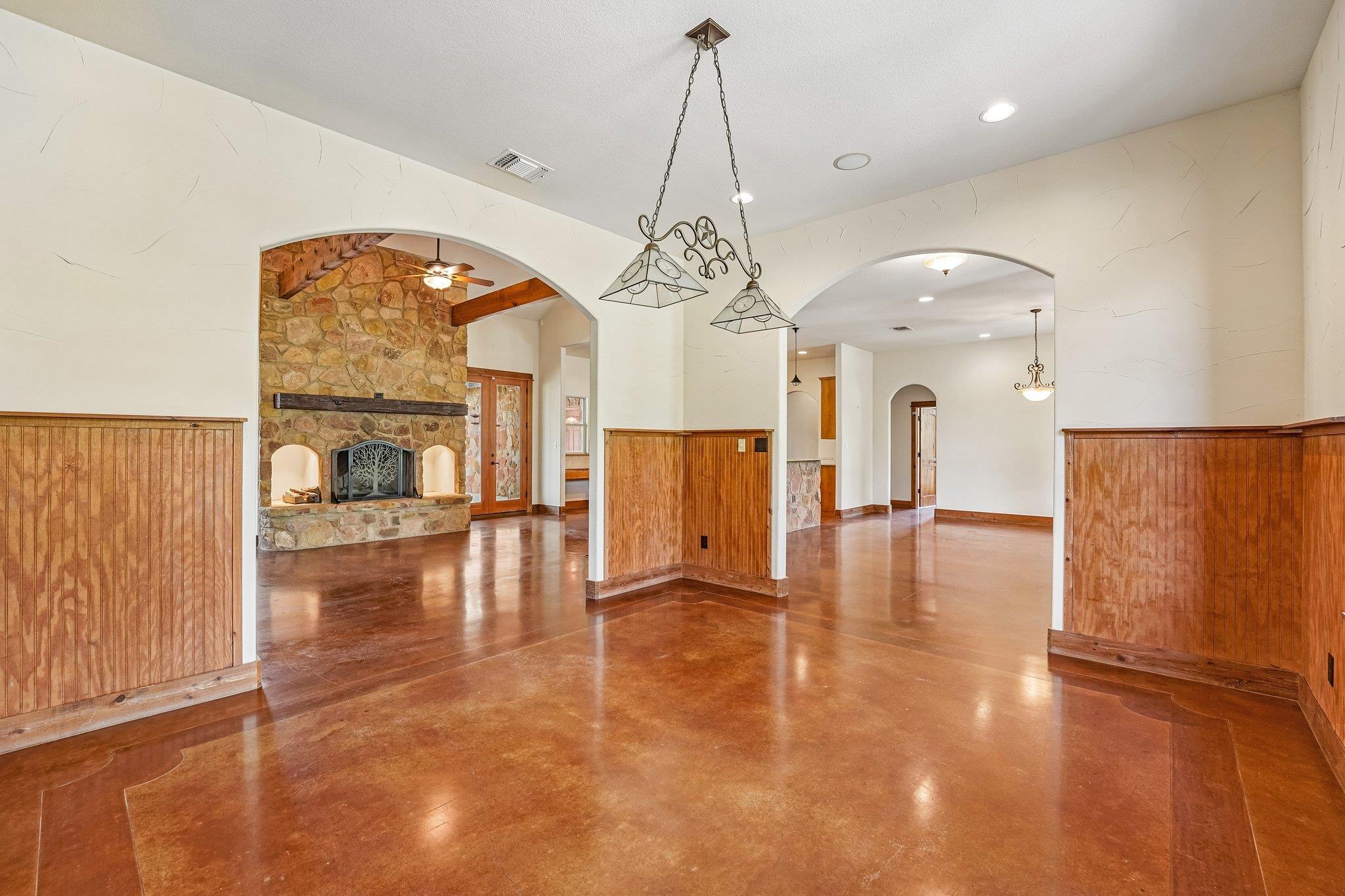 290 Miss Donna LN