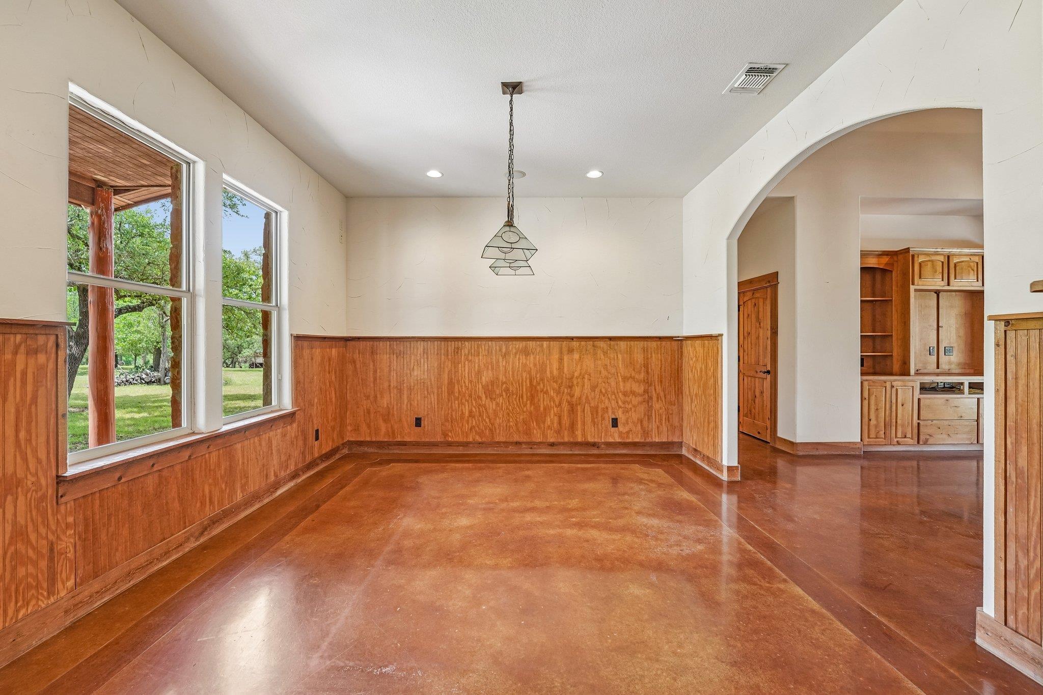290 Miss Donna LN