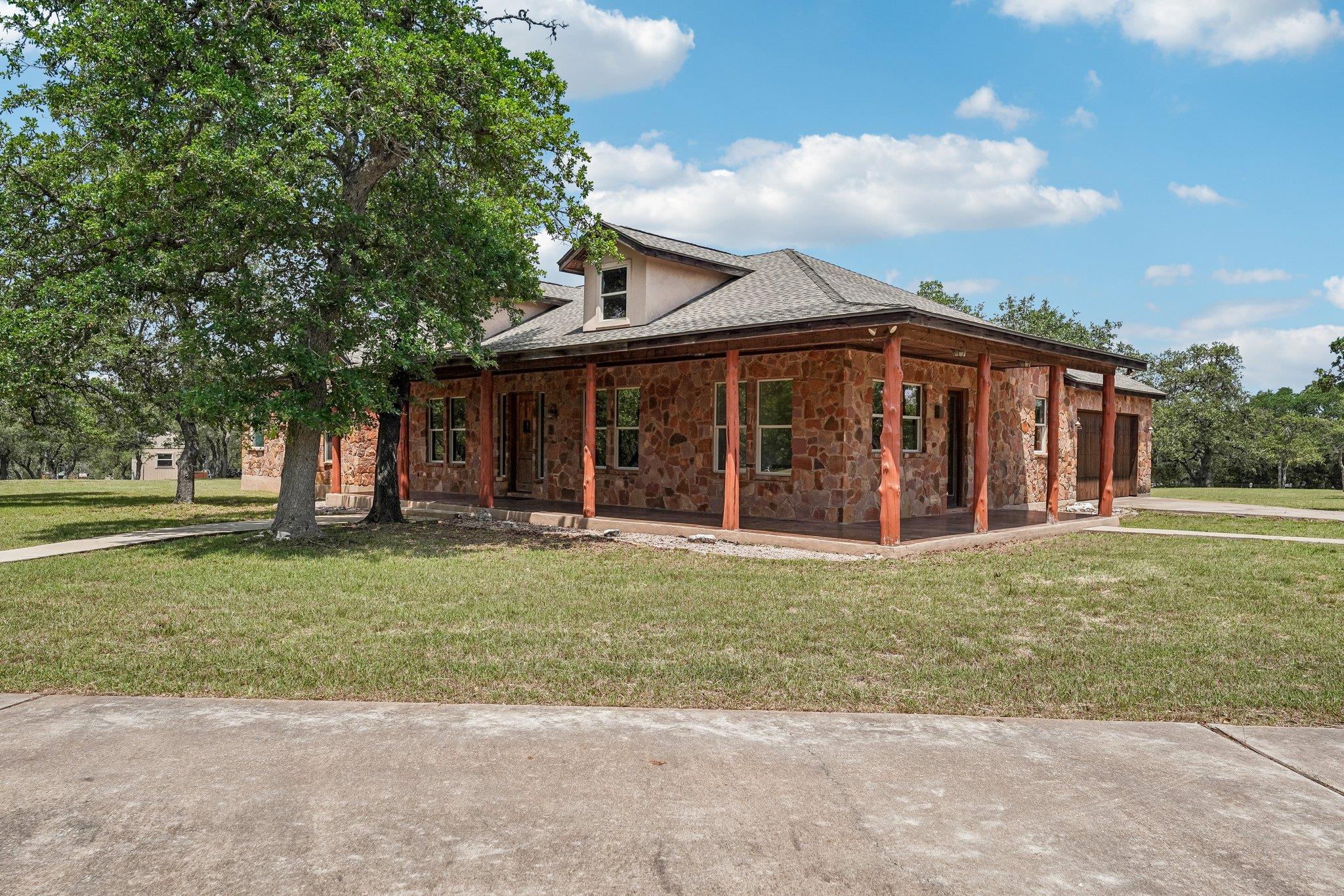 290 Miss Donna LN
