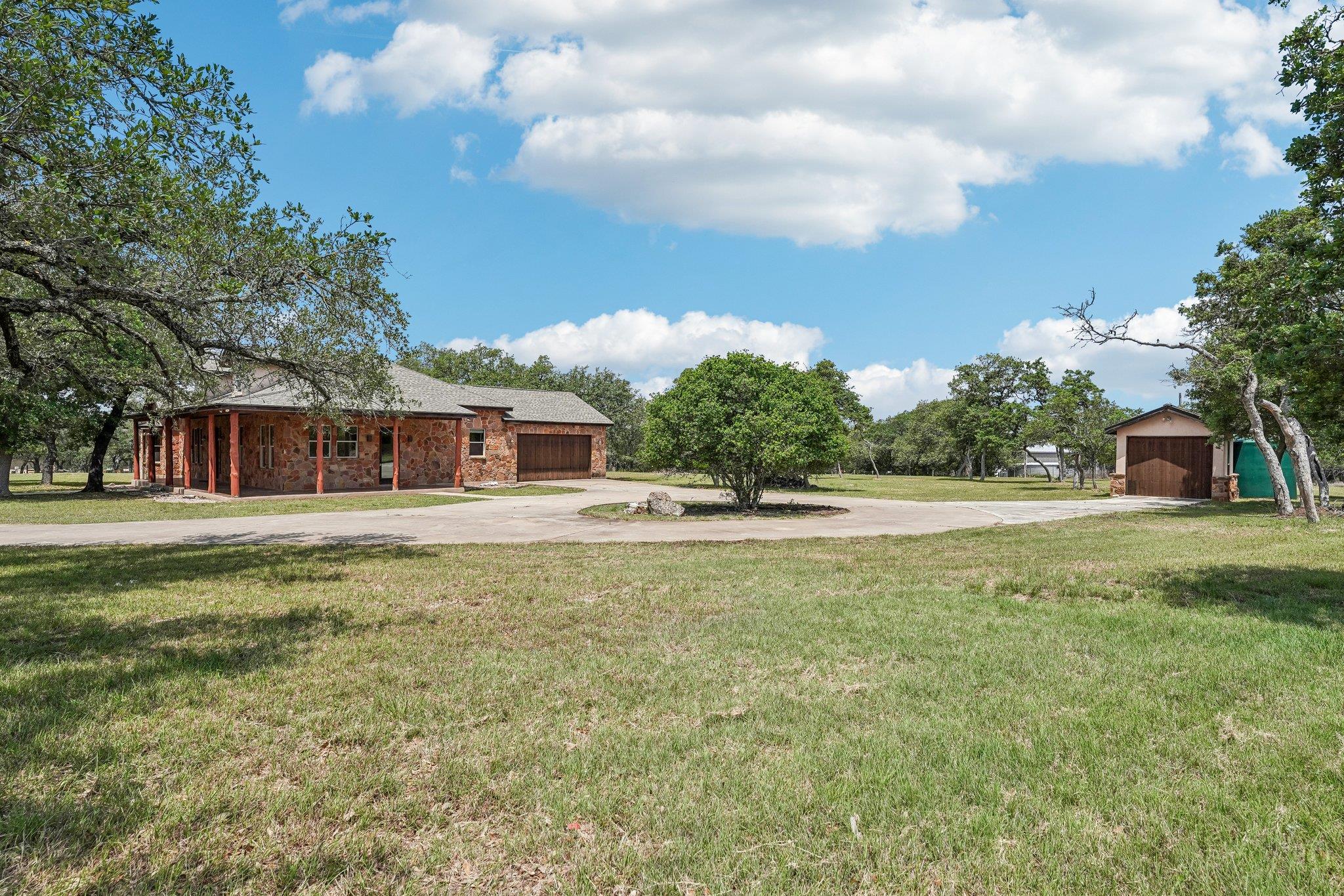 290 Miss Donna LN