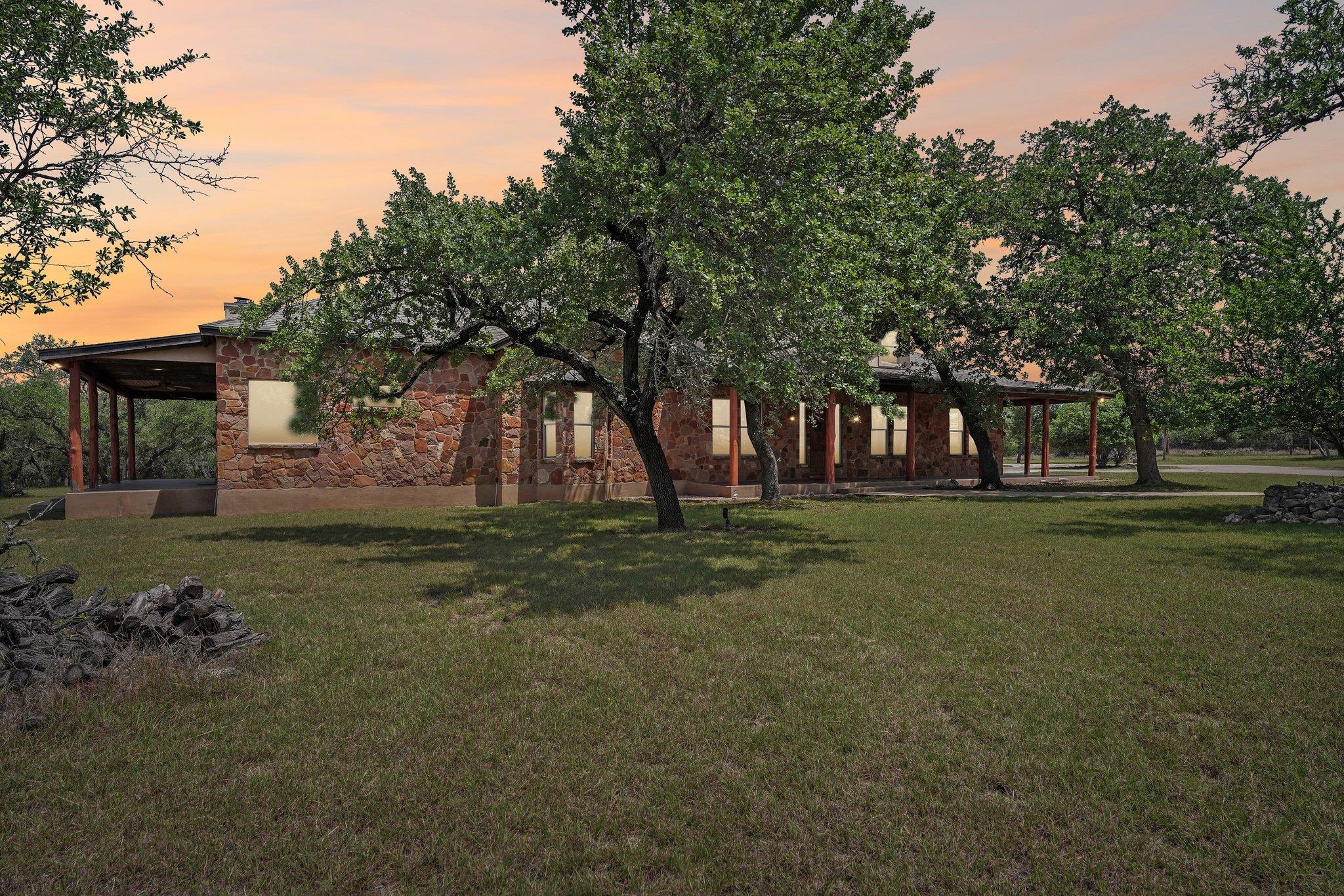 290 Miss Donna LN