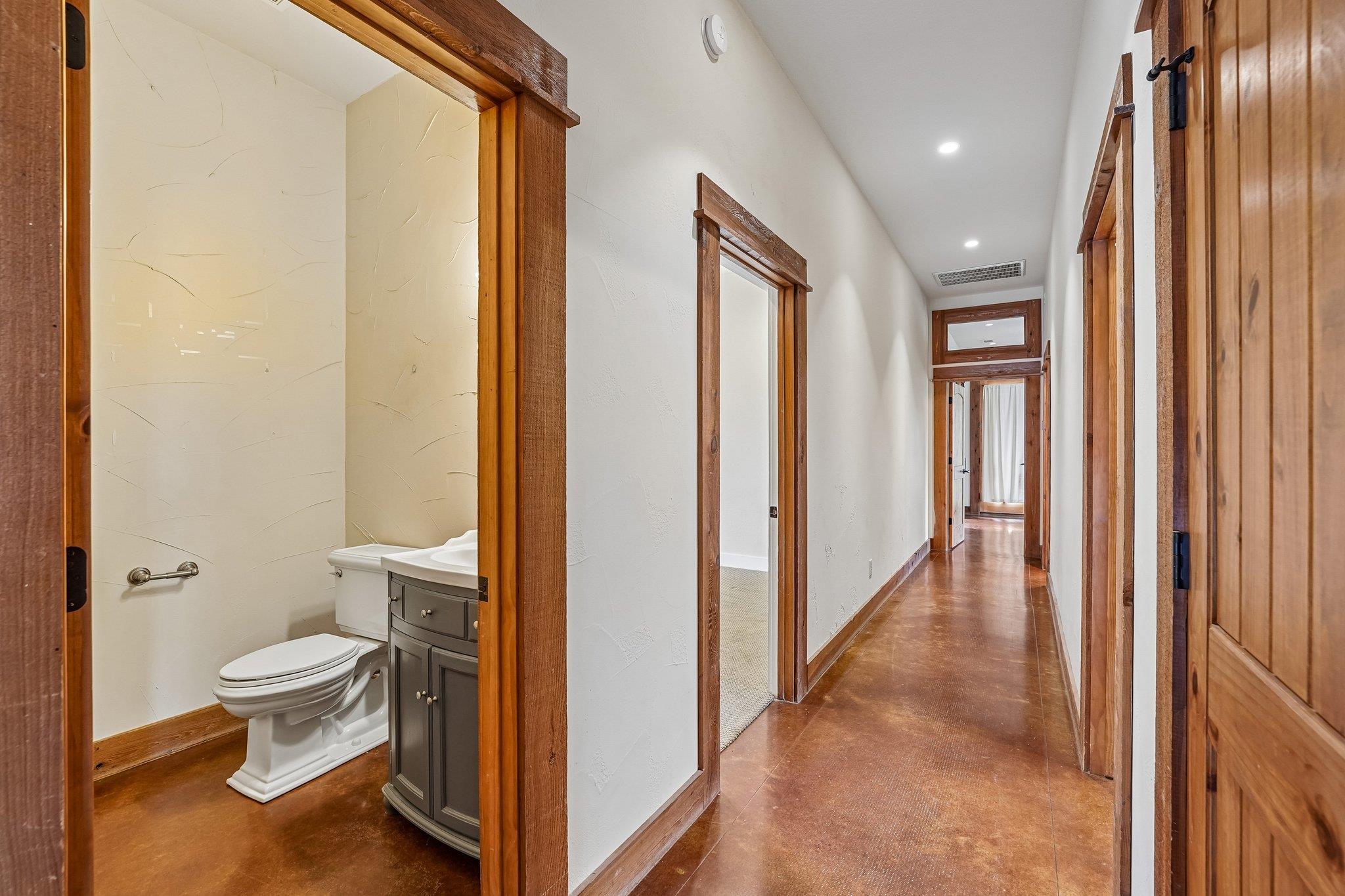 290 Miss Donna LN