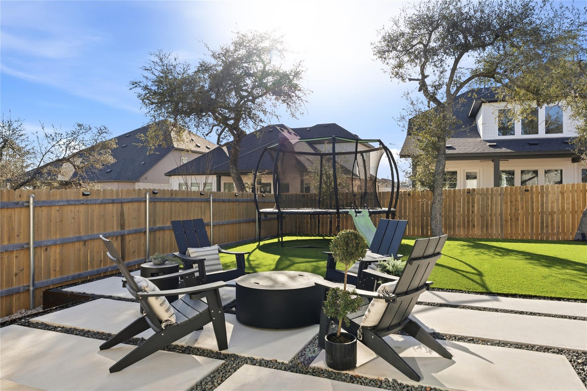 149 Comfort Maple LN