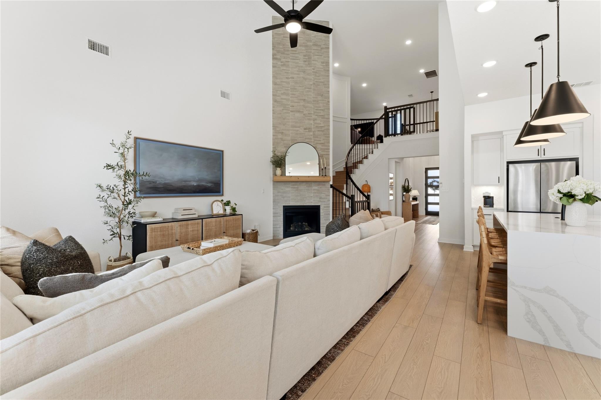 149 Comfort Maple LN