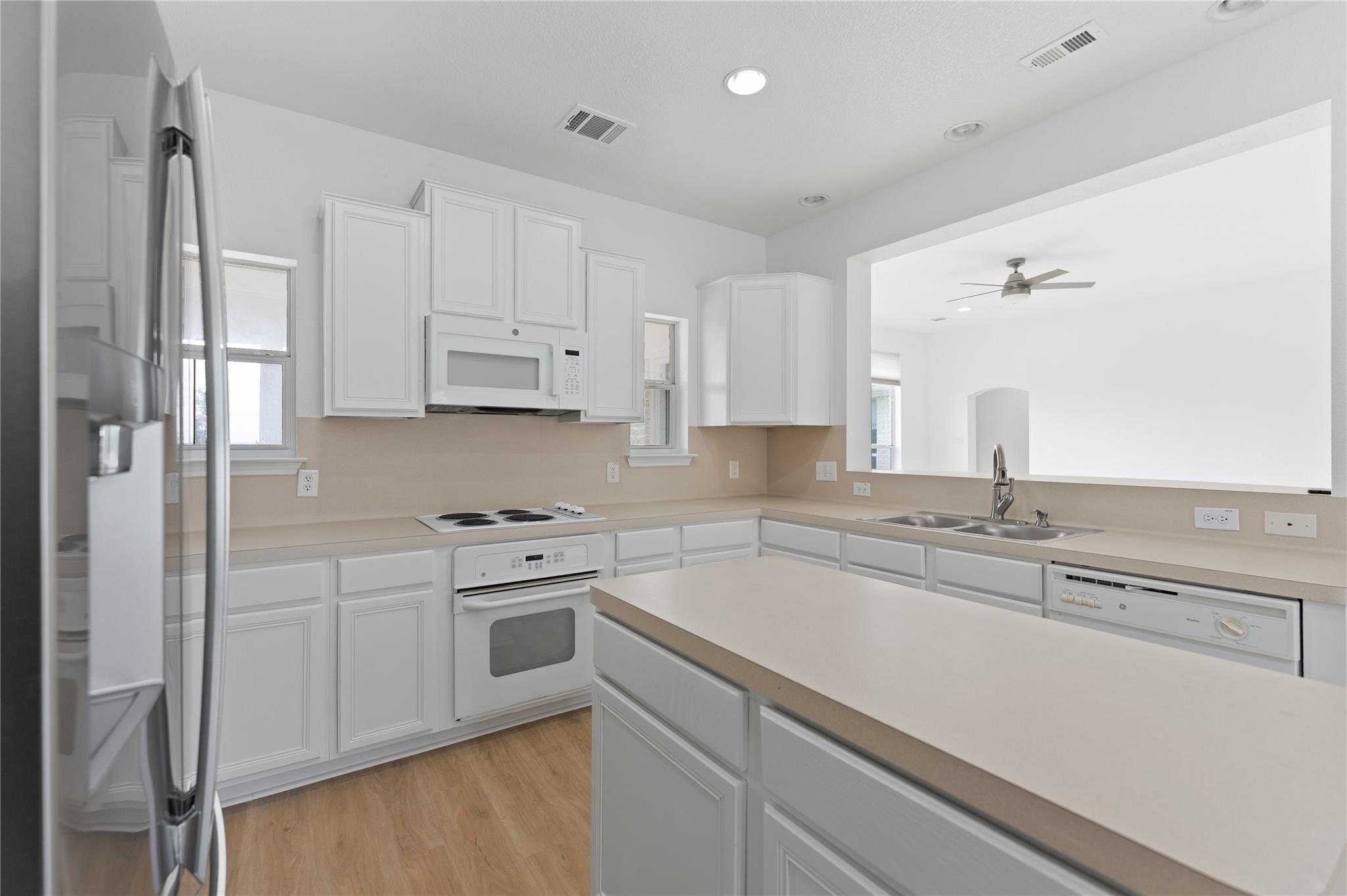 18129 Compass CIR