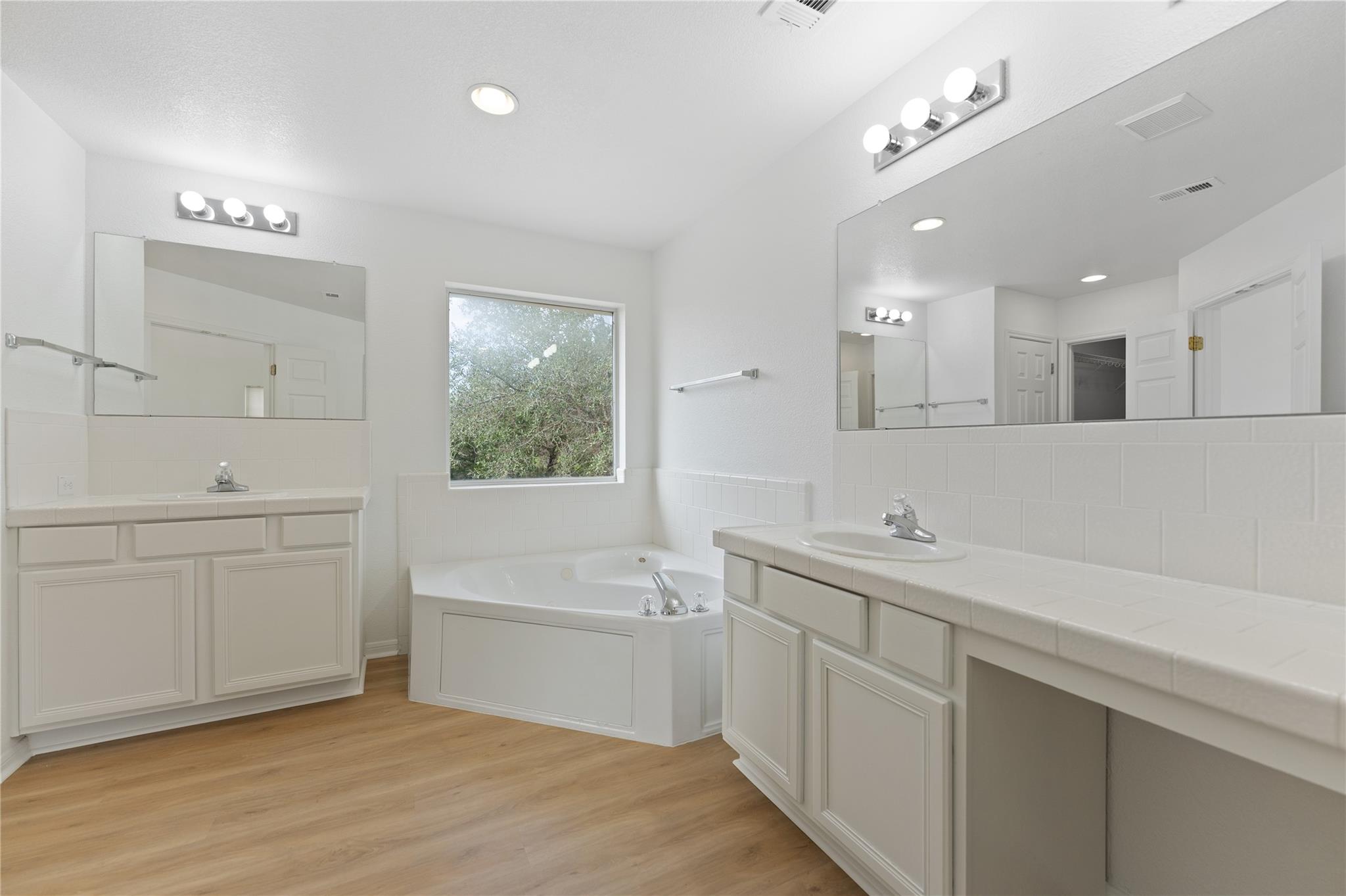 18129 Compass CIR
