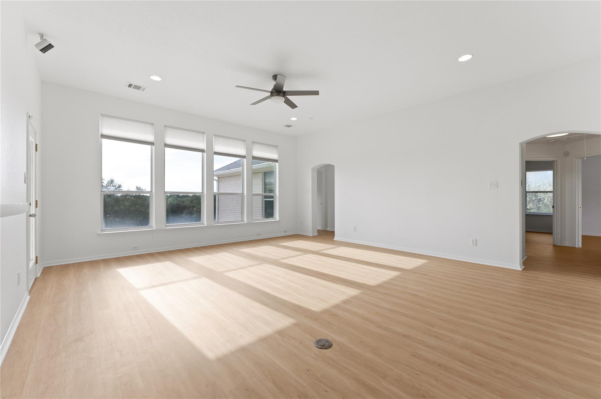 18129 Compass CIR