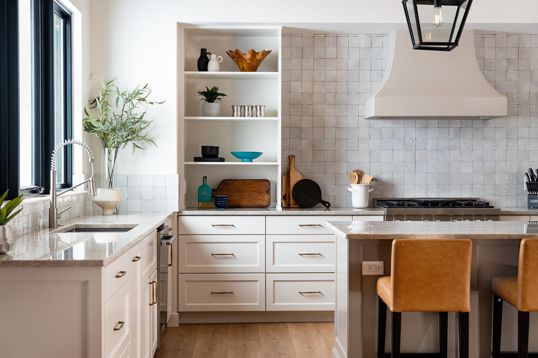 1930 S Rainbow Ranch RD