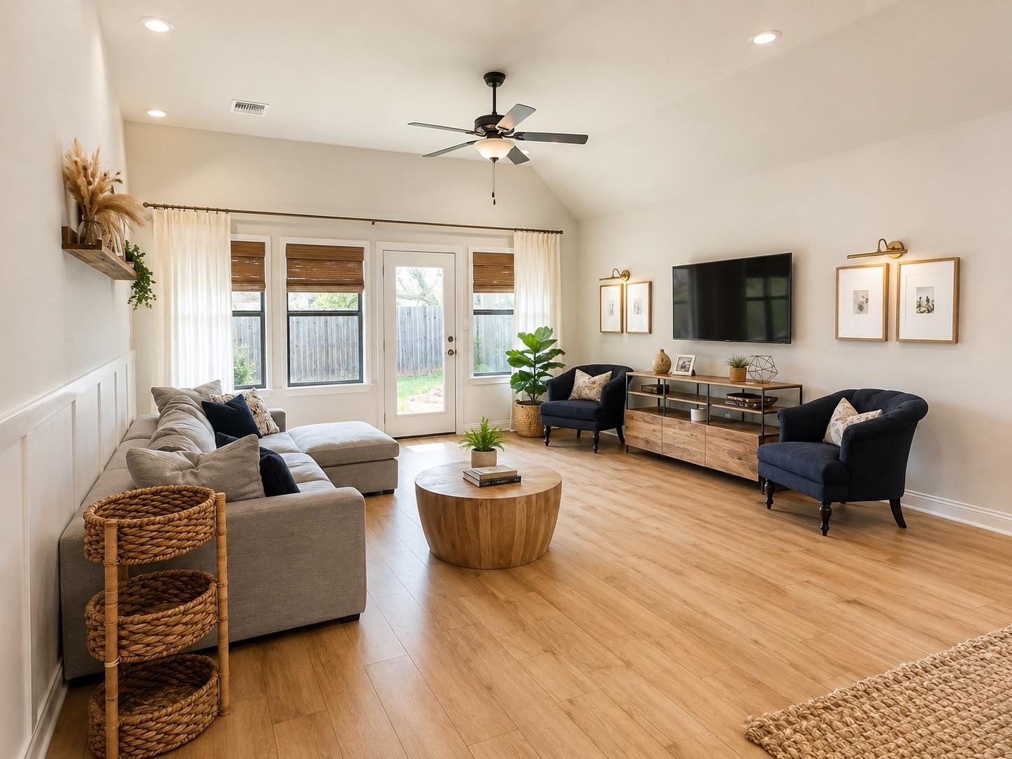 146 Red Granite DR