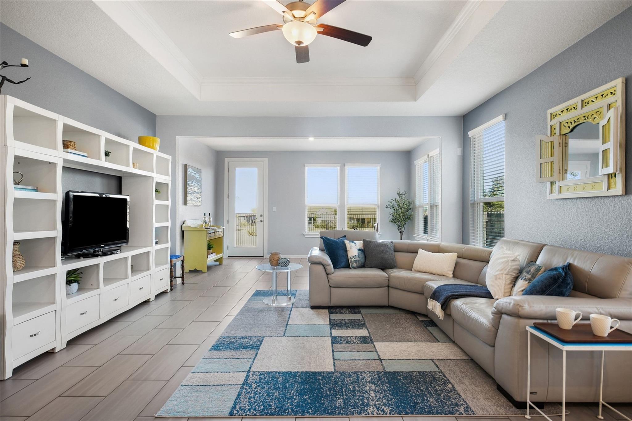 339 Climbing Rock LOOP