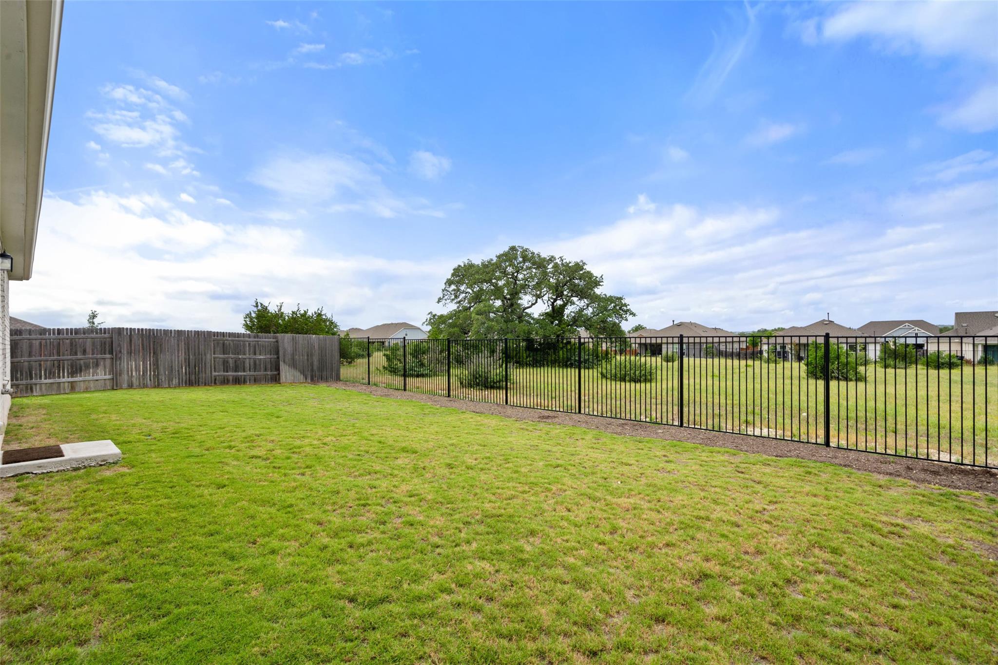 339 Climbing Rock LOOP