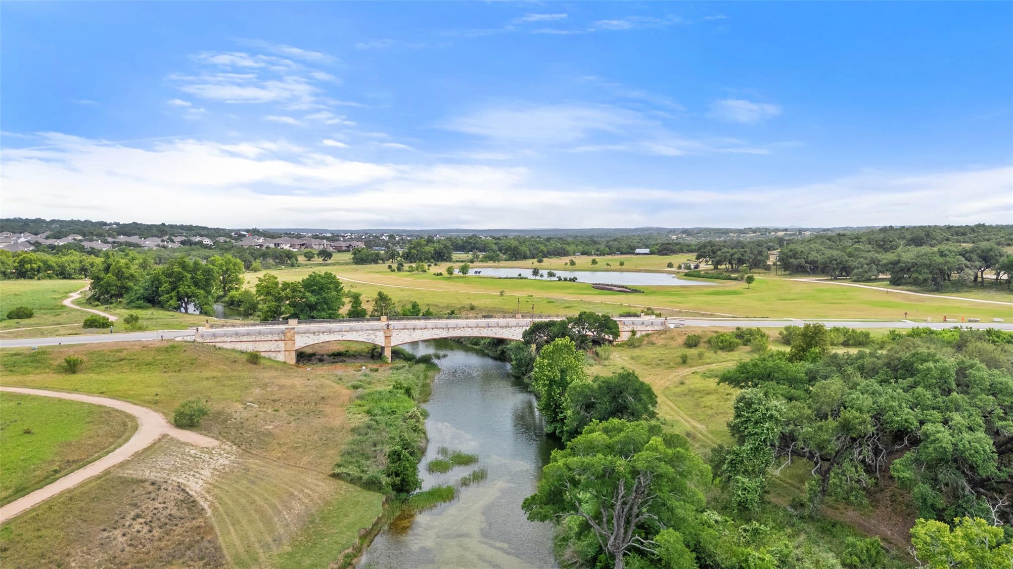 339 Climbing Rock LOOP