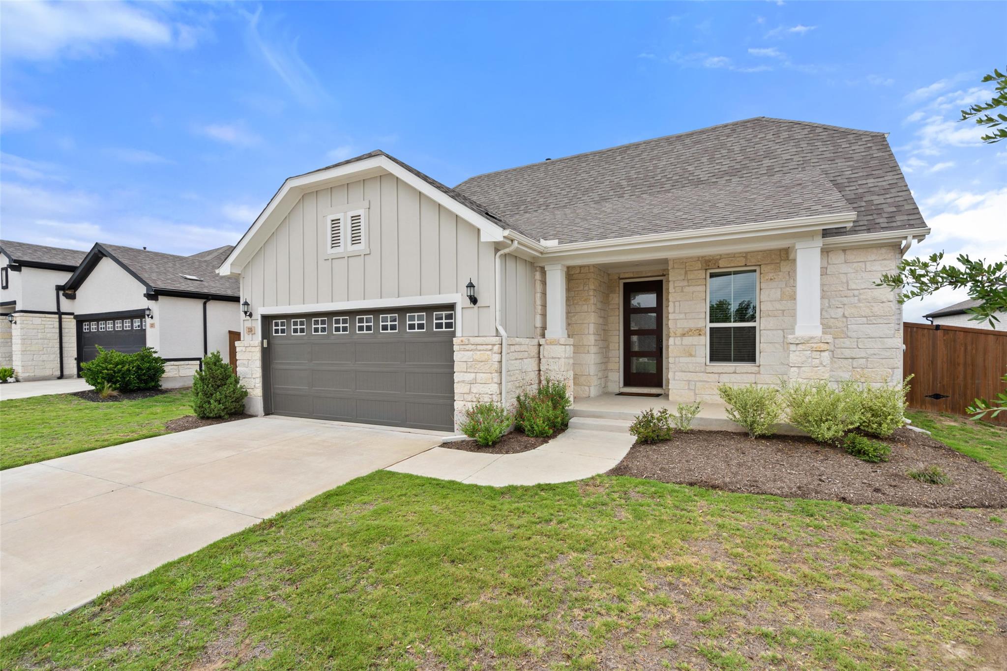 339 Climbing Rock LOOP