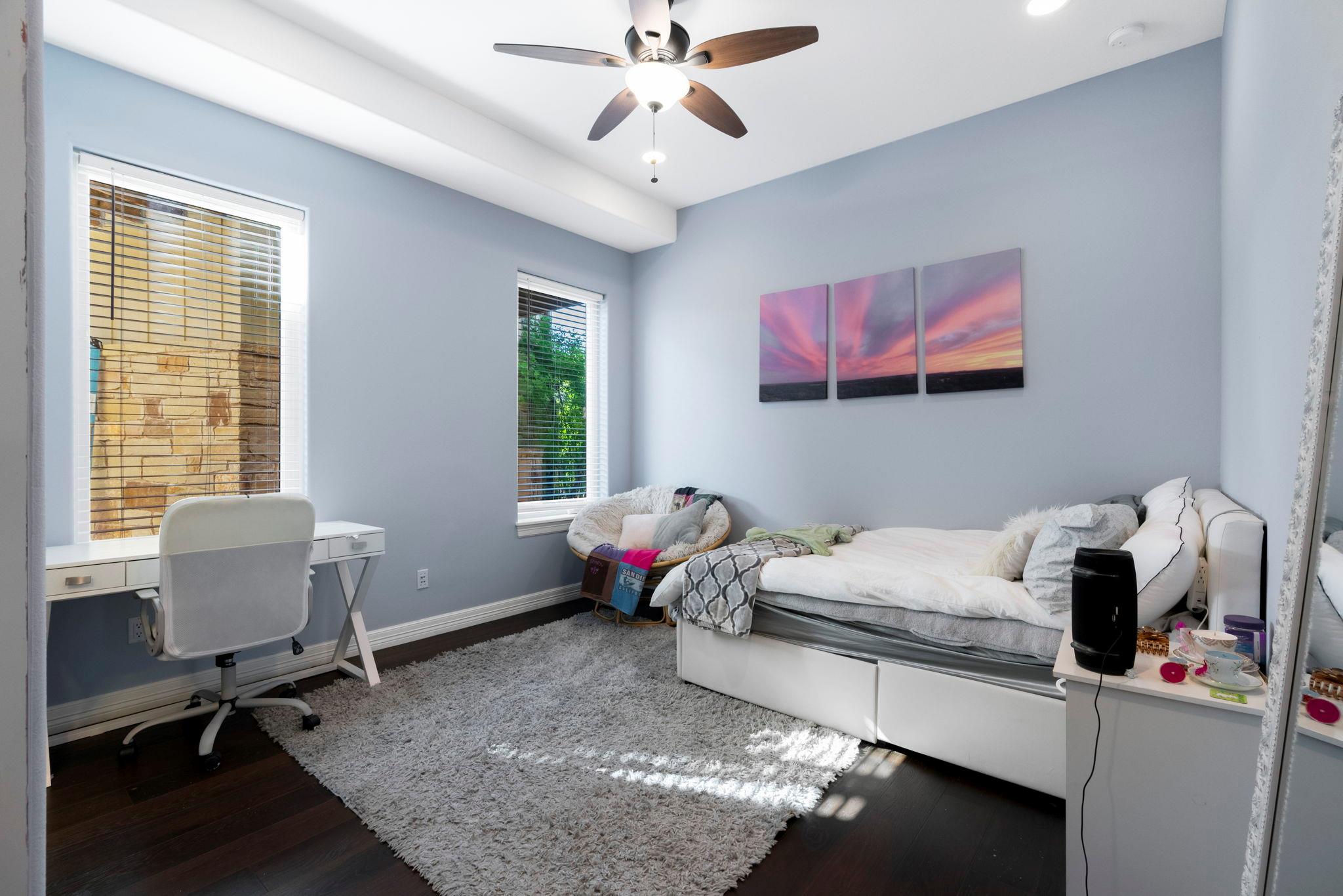 700 Spanish Oak TRL