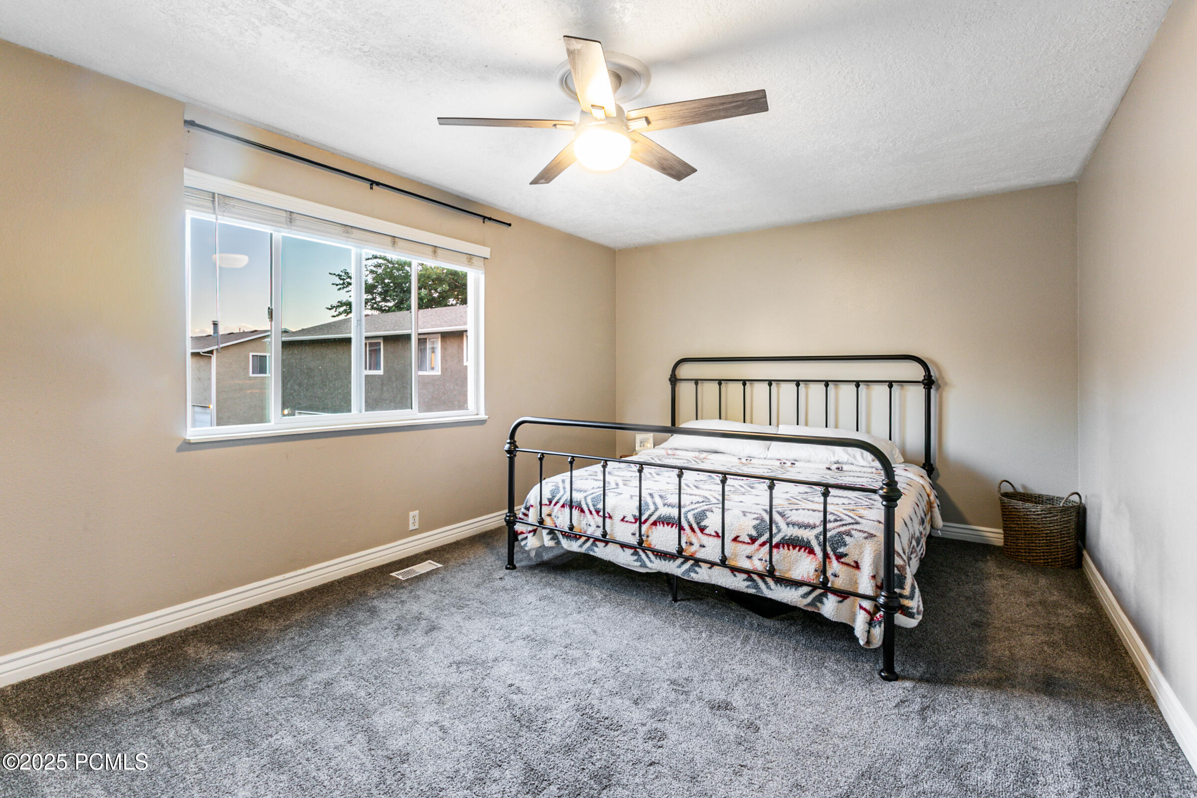 5235 S Glendon Street, Y4