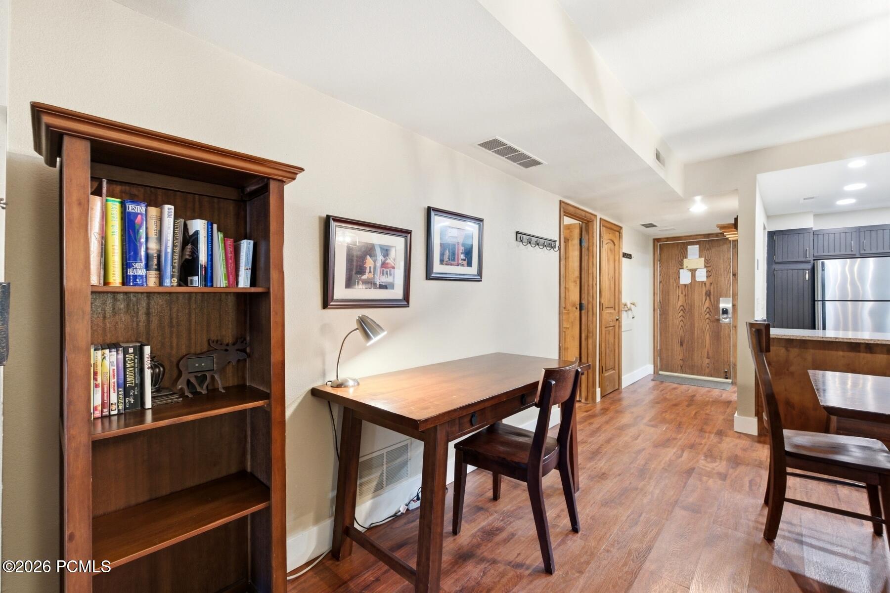 950 Park Avenue 111